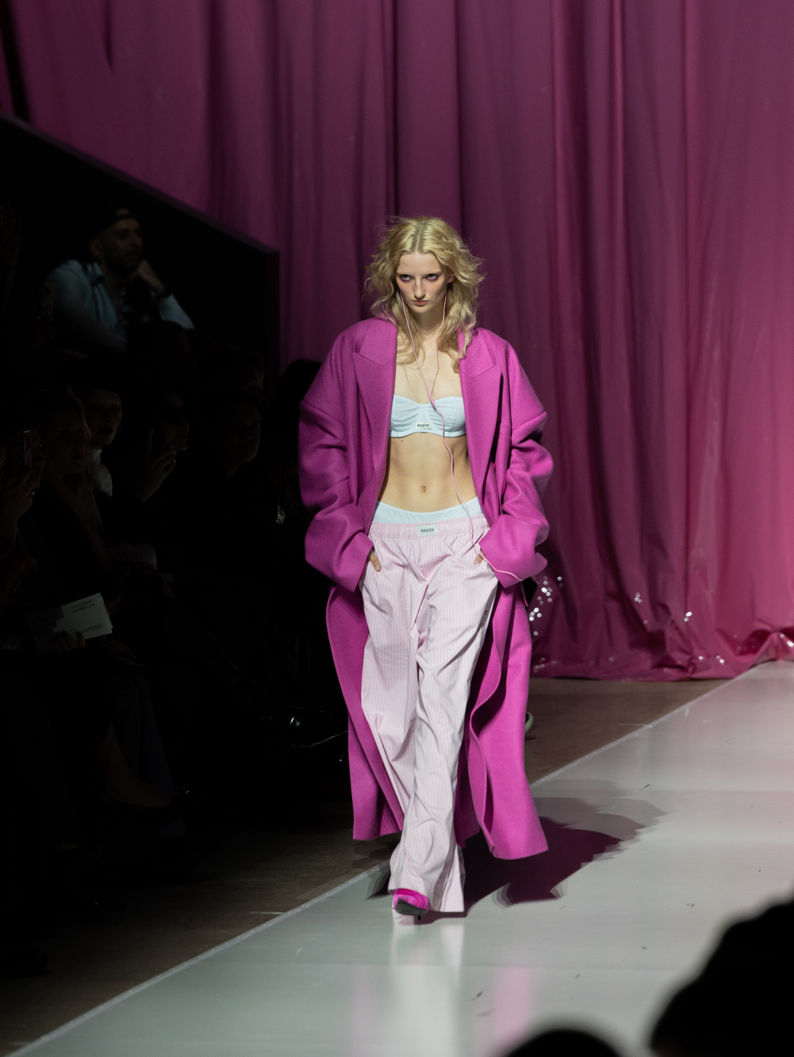 ROGOV. Портретный фотограф в Москве Дарина Шевко