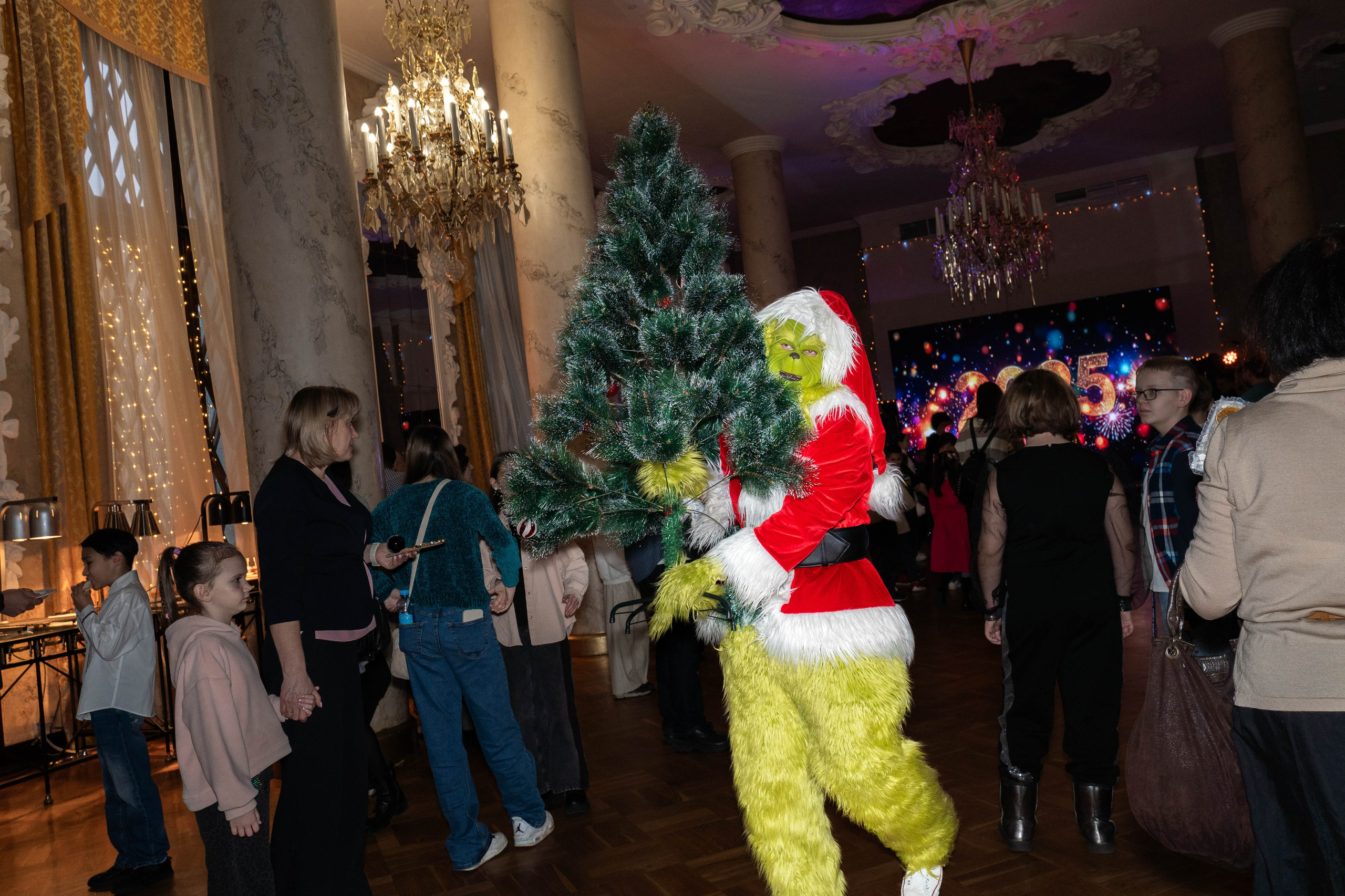 Новогодний утренник Алроса. Фото и видео съёмка в Москве и МО Александр Чапала и Трояк Алеся