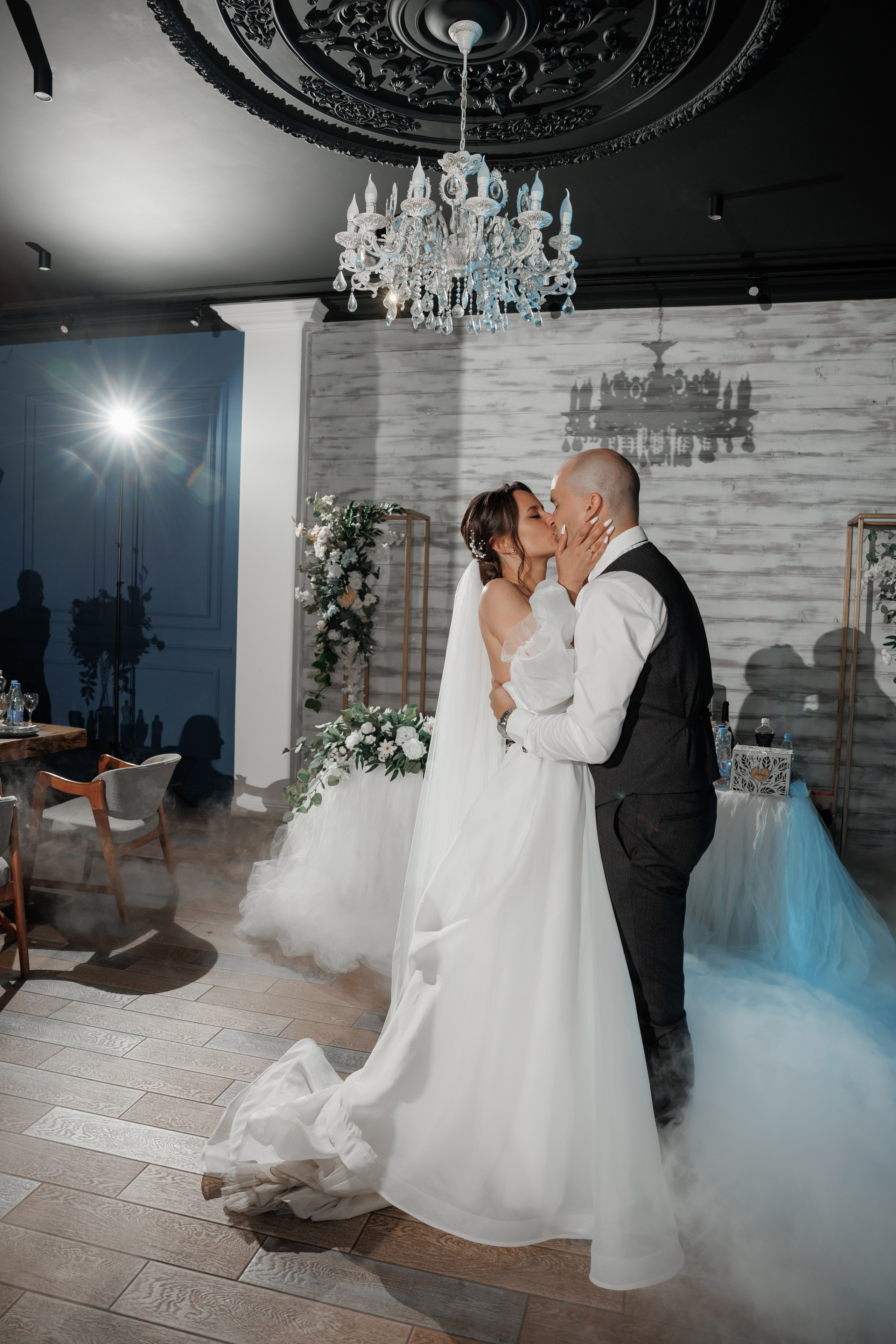 Полина и Дмитрий, загородный клуб «Барин», ЗАГС в г. Пушкино. Свадебный и репортажный фотограф (Москва, Королев и другие)