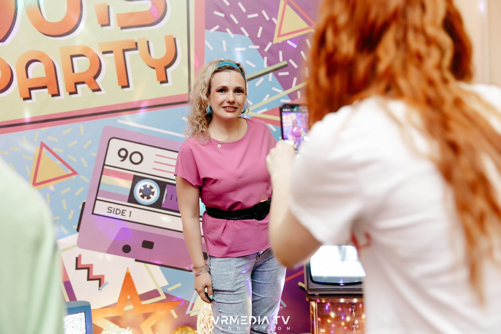 «Назад в 90-е!» в ресторане «Империя»