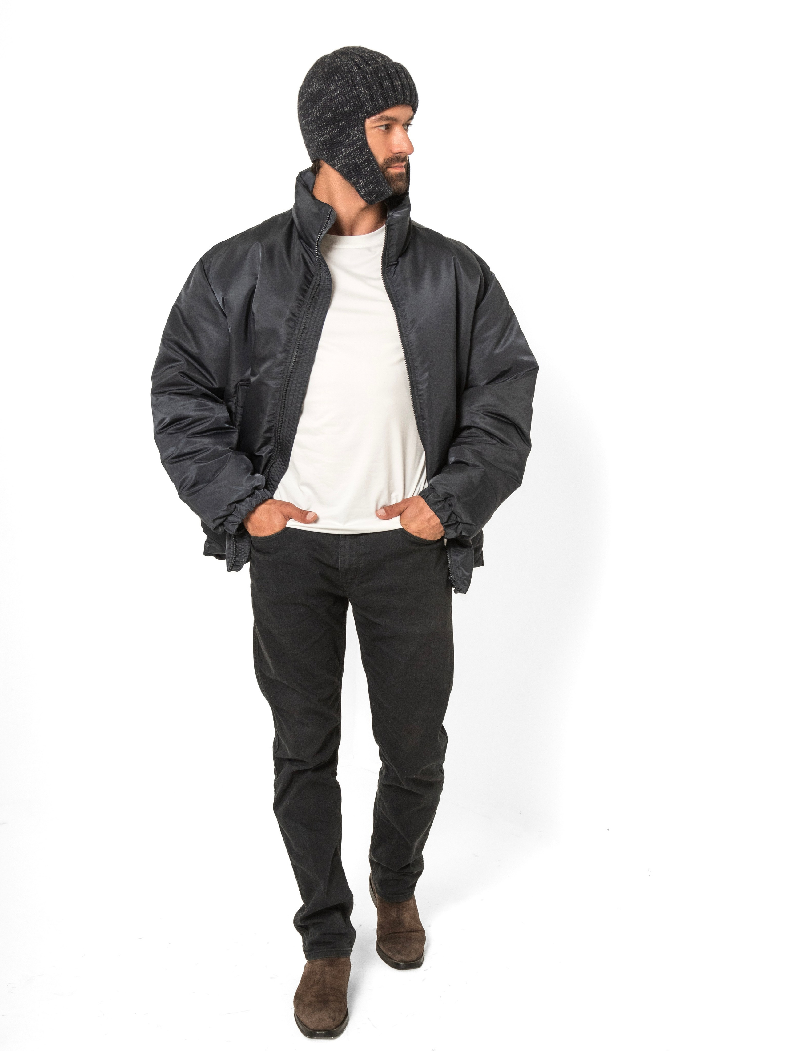 Шапки мужские. Фотостудия для Wildberries Ozon