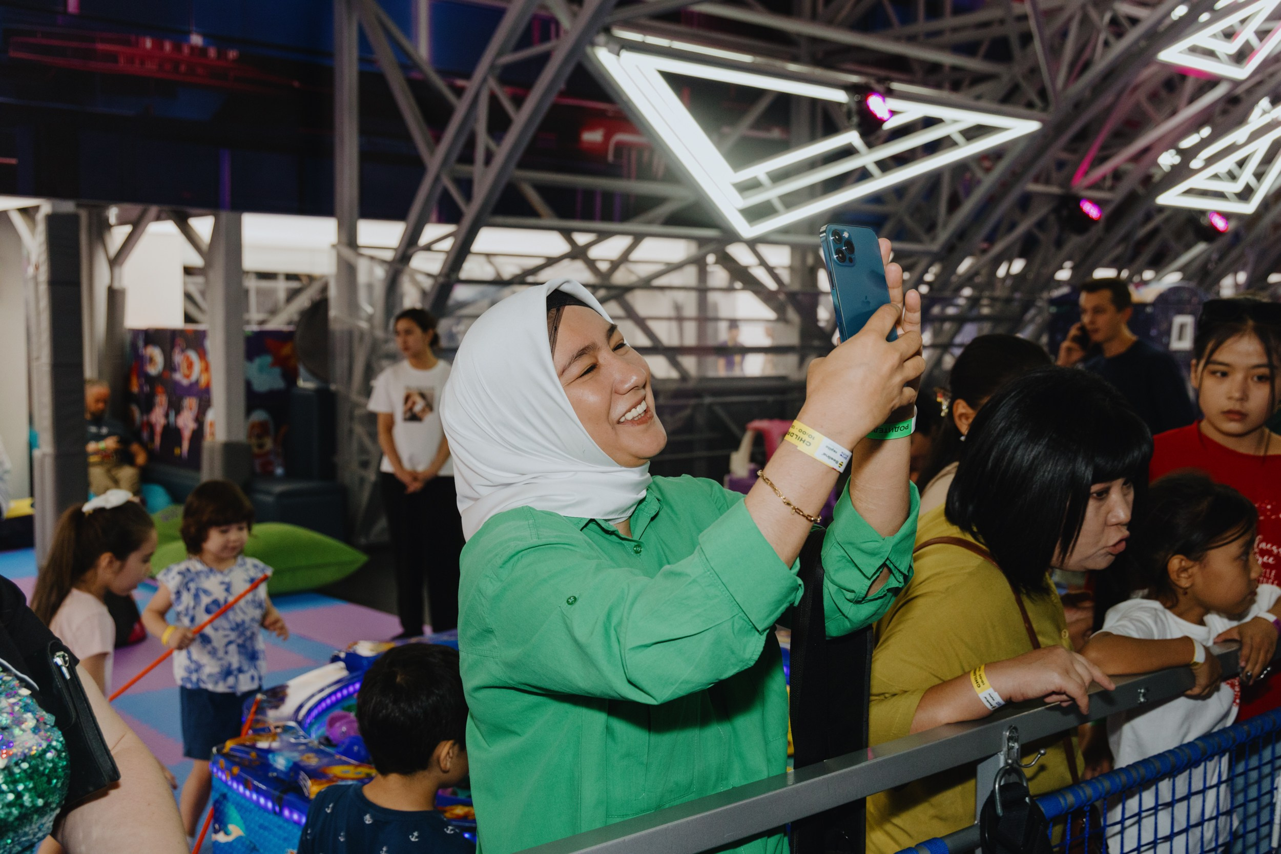 Reportage. Commerce & art photographer