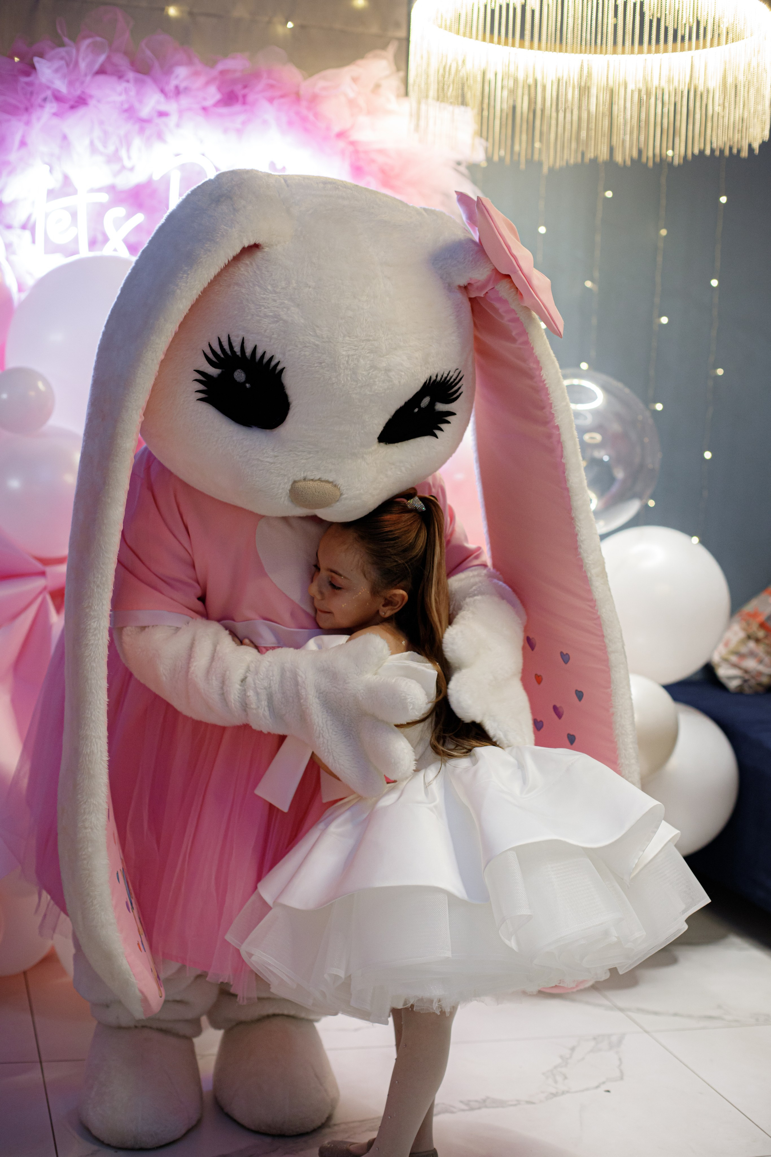 ASIA'S BIRTHDAY PARTY. Photokarish