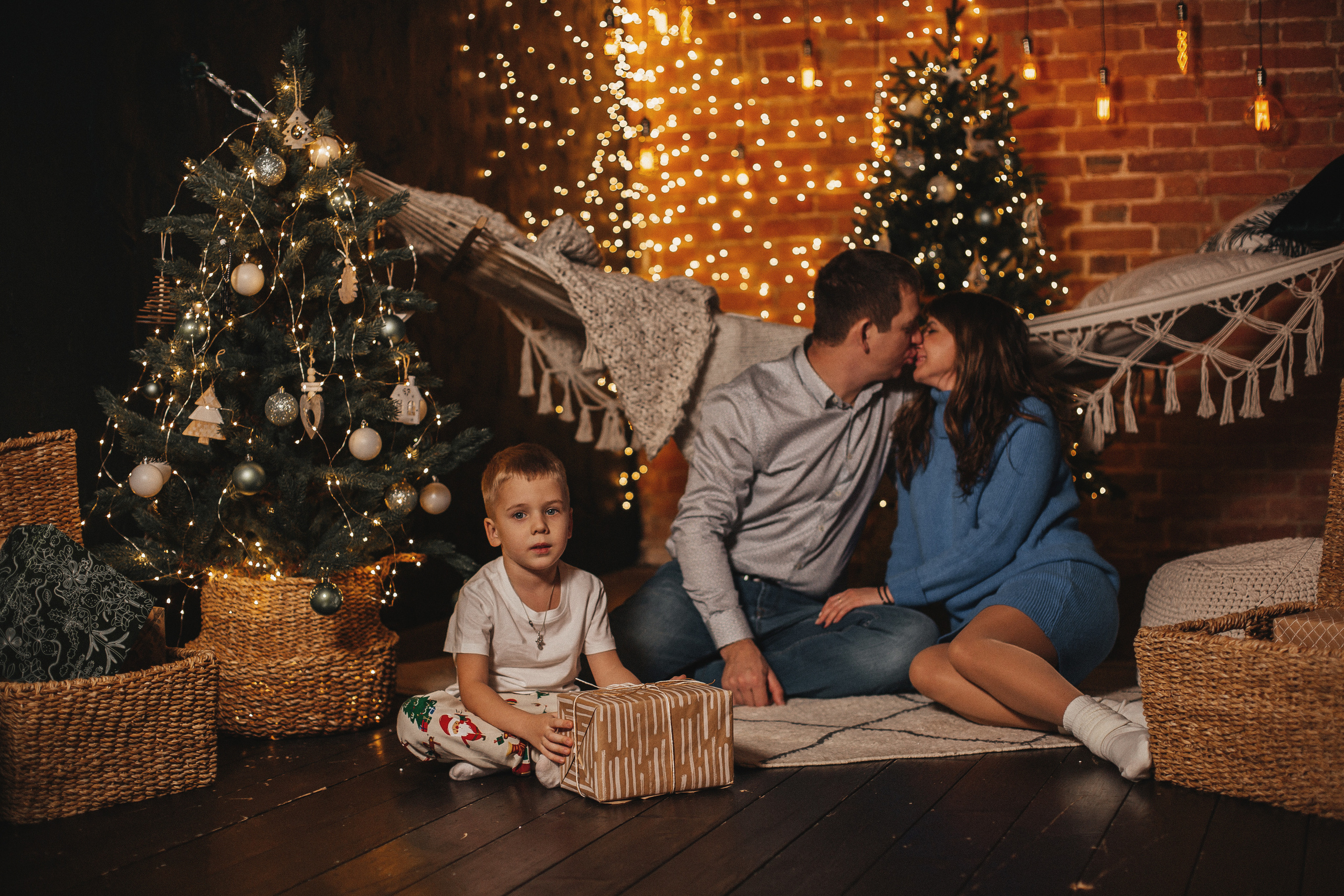Новогодняя фотосессия в студии «Амальгама». Семейный и свадебный фотограф в Саратове Катерина Оленская
