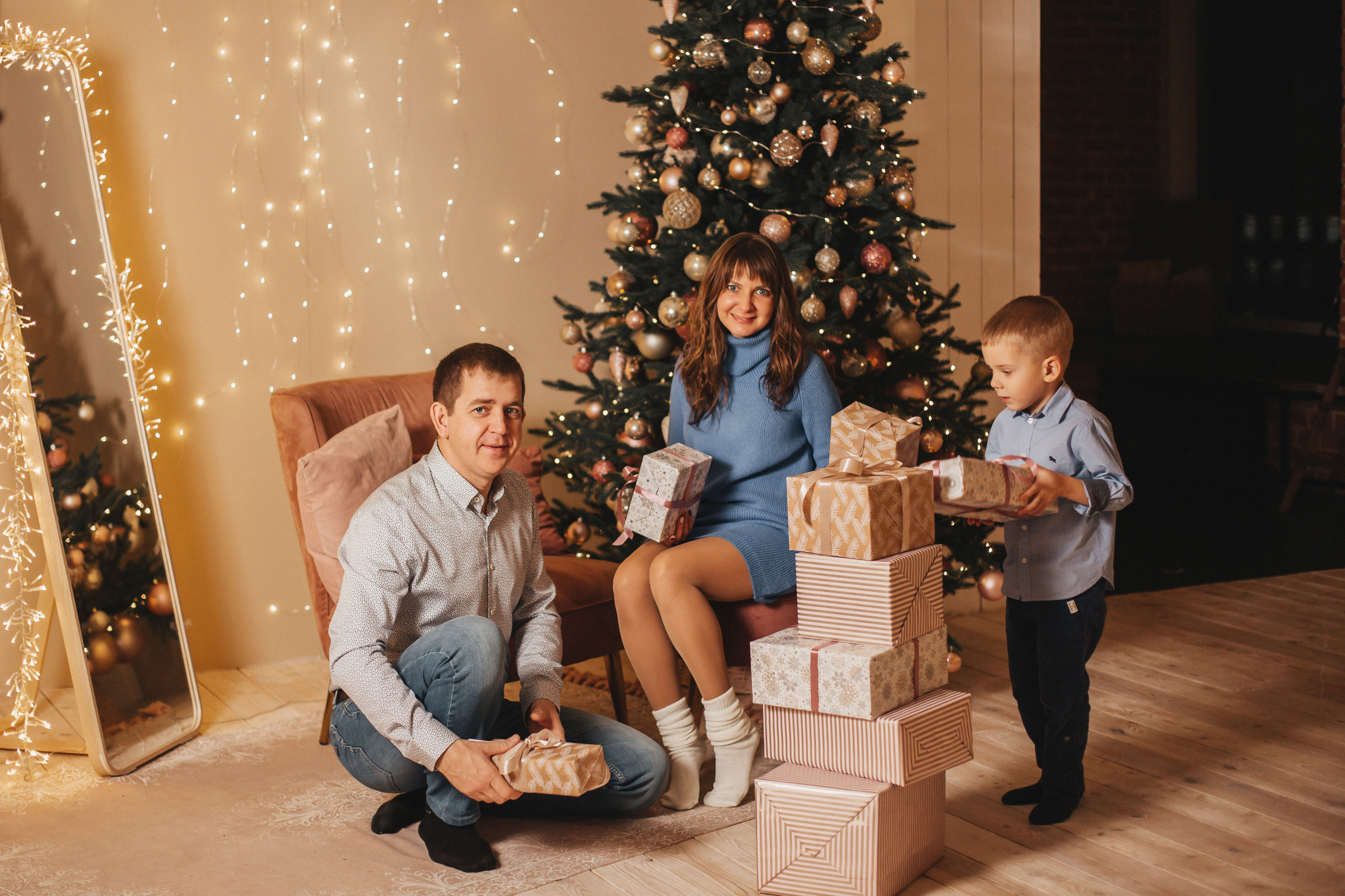 Новогодняя фотосессия в студии «Амальгама». Семейный и свадебный фотограф в Саратове Катерина Оленская