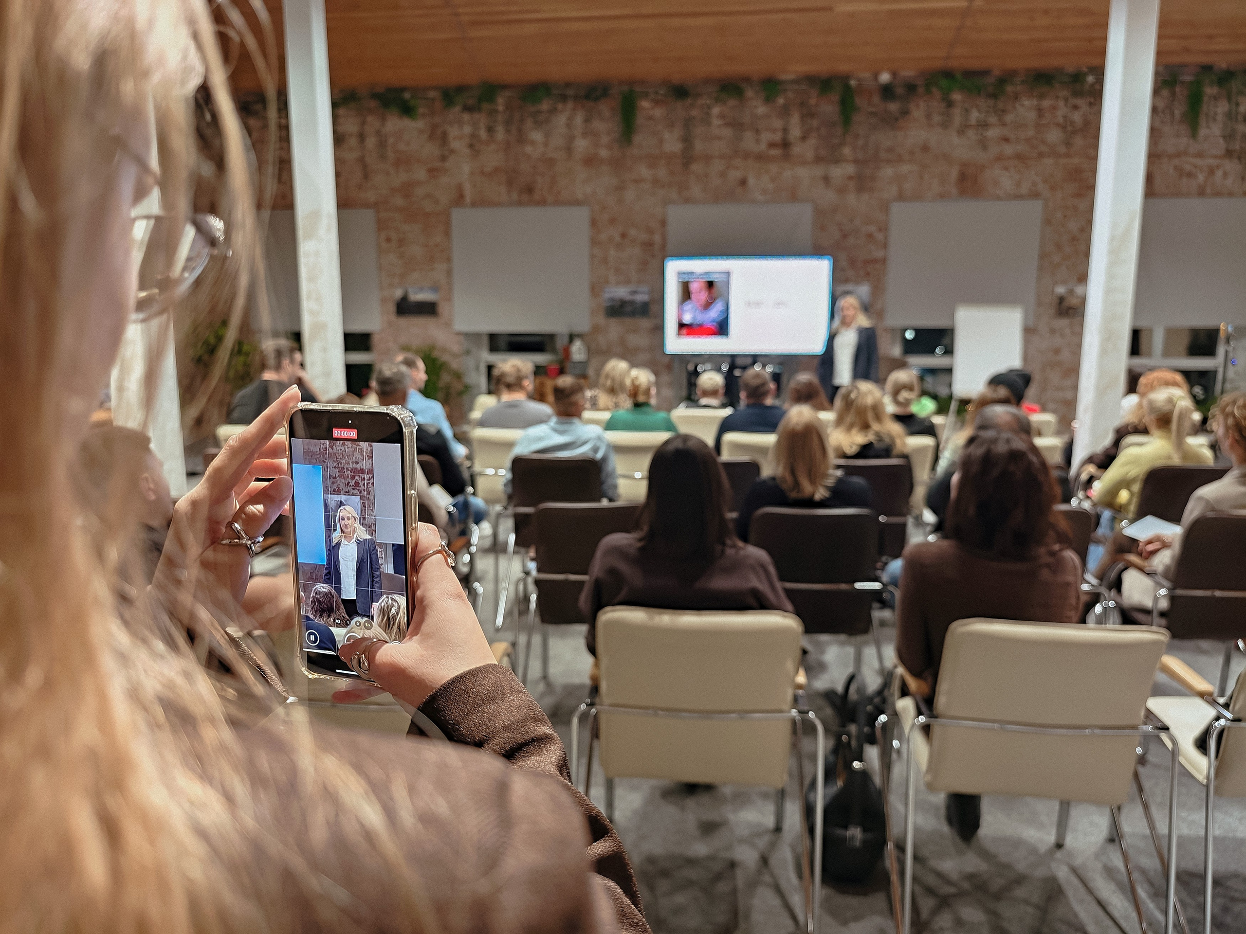 Лекция — Налоговая реформа 2026 — СНЯТО НА СМАРТФОН. Фотограф Яковлев Роман — Красноярск