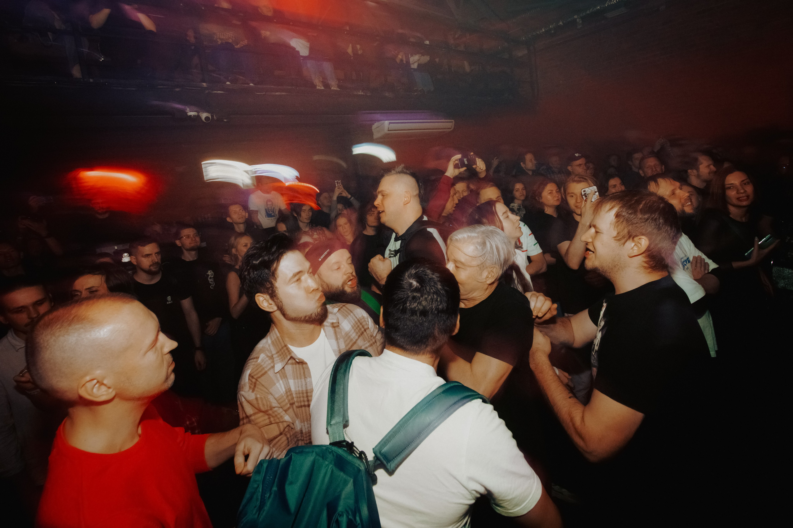 Джинсы тарковского. Фотограф Елена Богачева (lenalena_na_na_na)