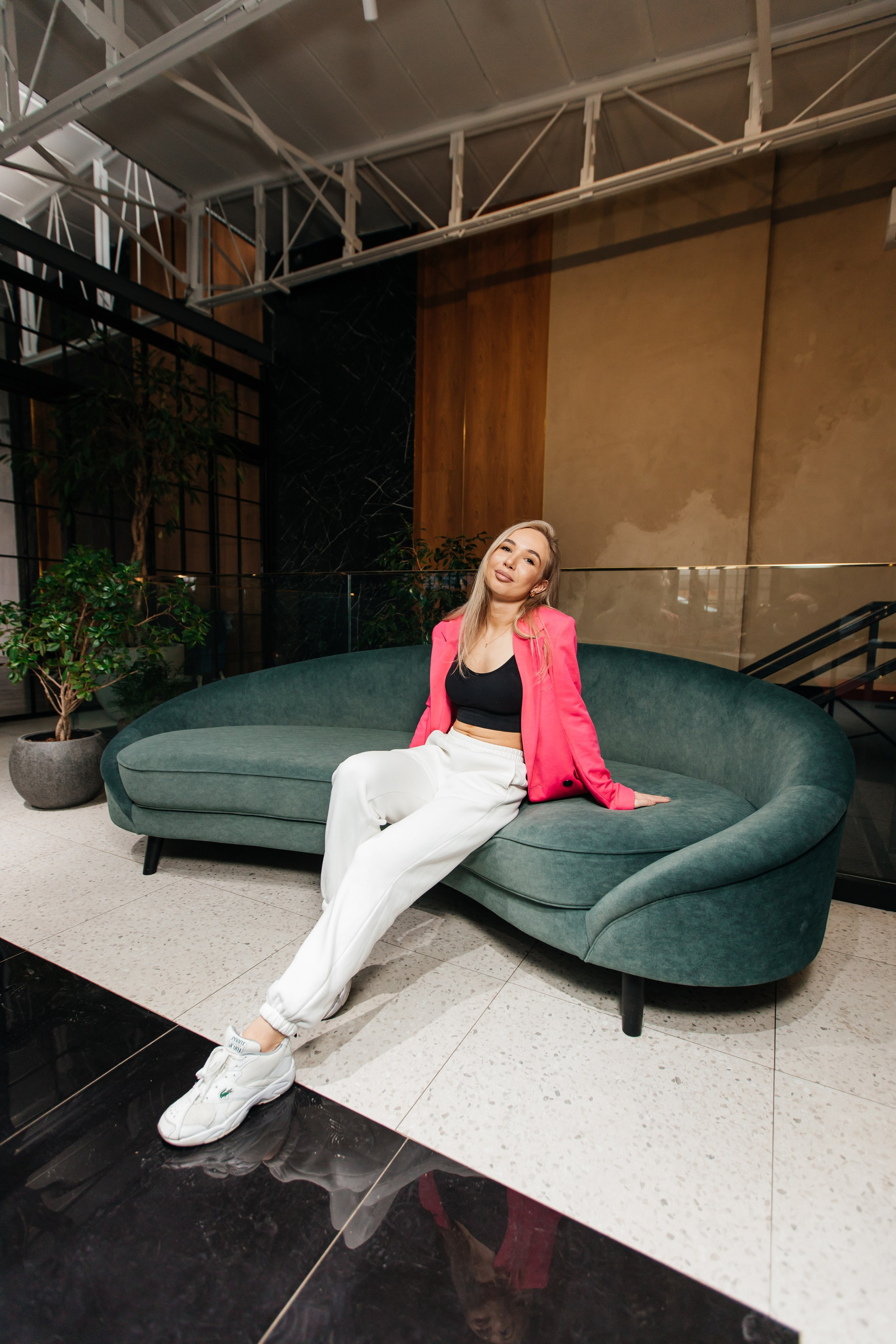 Репортажная съёмка для инфобизнеса и премьеры | Видео и фото контент | ZPROD. Фото и видеосъемка | продакшн студия ZPROD