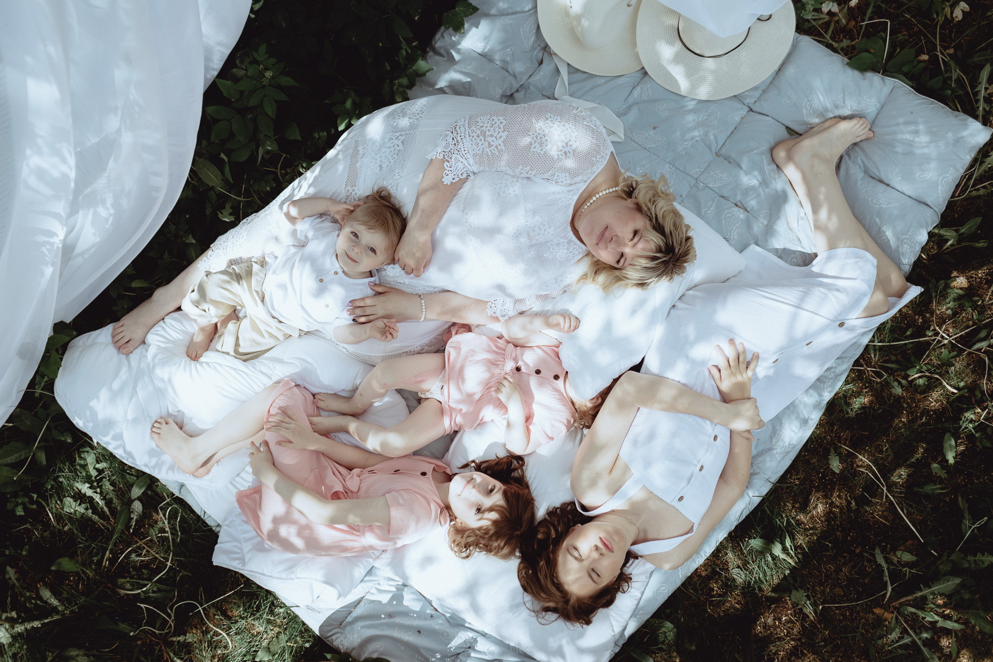 Профессиональная фотосессия с детьми дома | Светлана, Всеволожск. Женский, семейный и контент фотограф Ирина Ульянова в Санкт-Петербурге