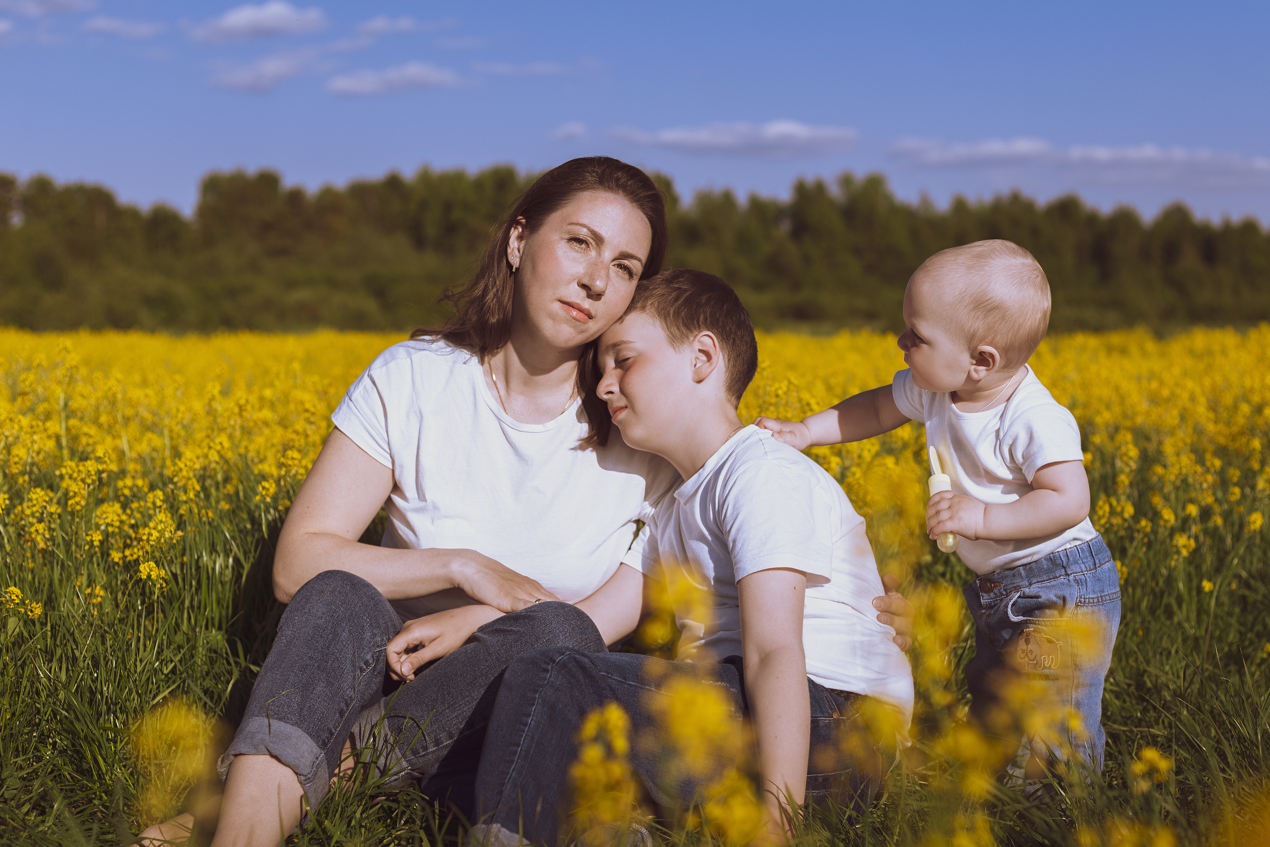 Фотосессия в поле с детьми | Елена, Приозерск. Женский, семейный и контент фотограф Ирина Ульянова в Санкт-Петербурге