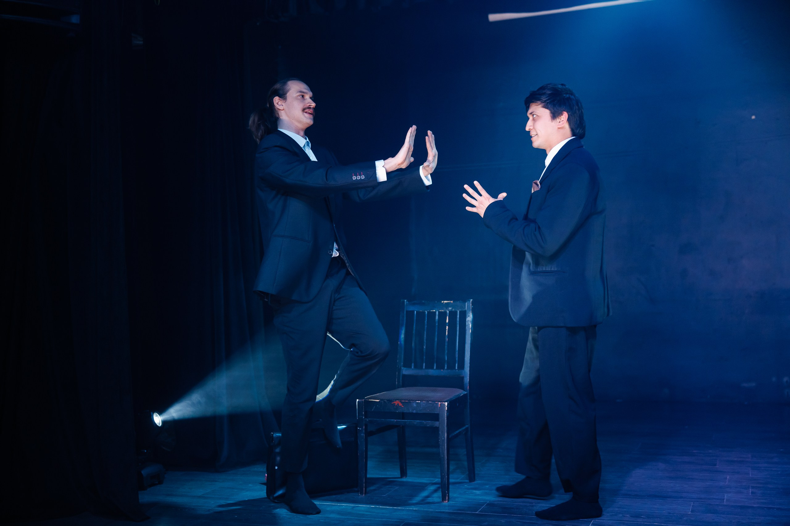 Спектакль «СТРИПТИЗ» от театра Д. Лица в СПб. Фотограф в Санкт-Петербурге — Сергей Петров