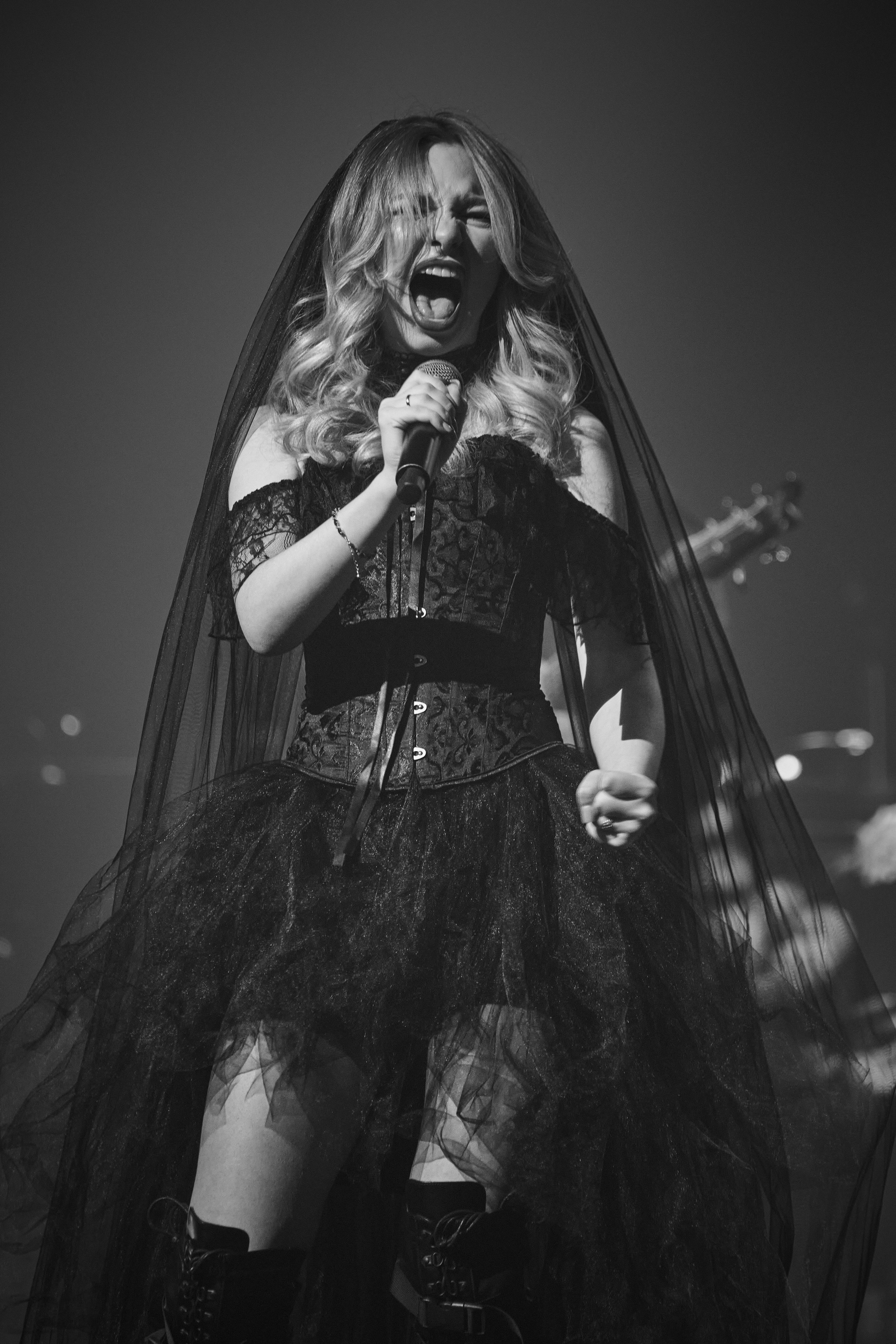 Saphath с симф.оркестром. Фотограф. г. Южно-Сахалинск. Олег Толстов