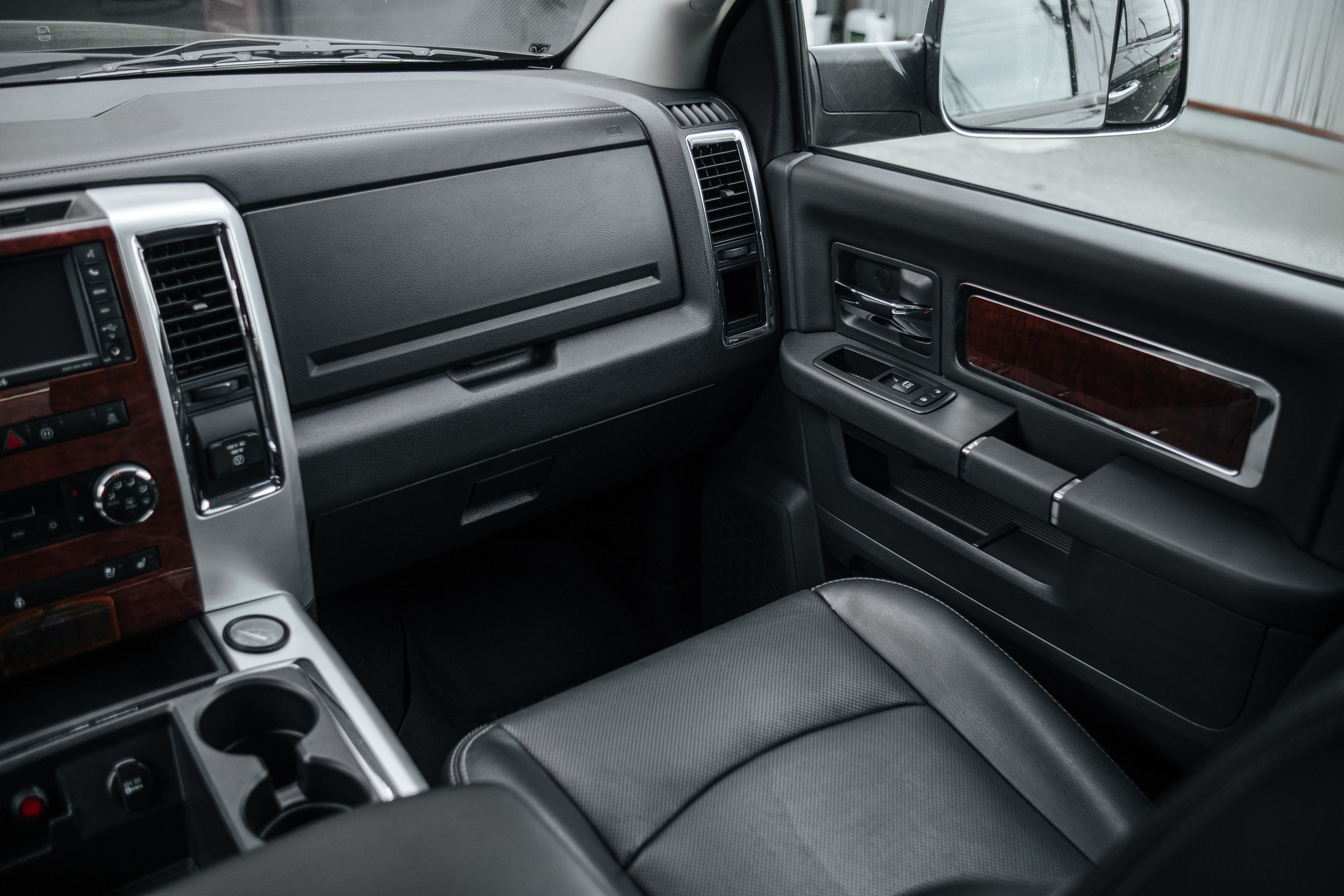 DODGE RAM. Фуд и предметный фотограф Виталий Морозов г. Москва