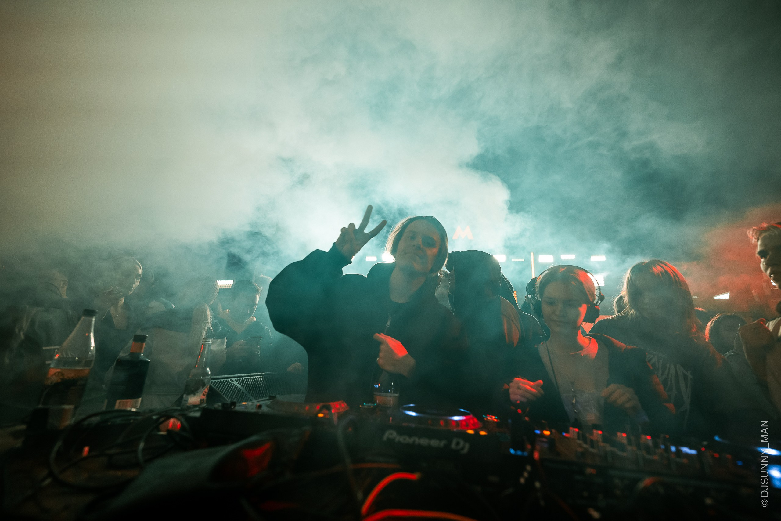 Metro Gorkovskaya. Sunnyman