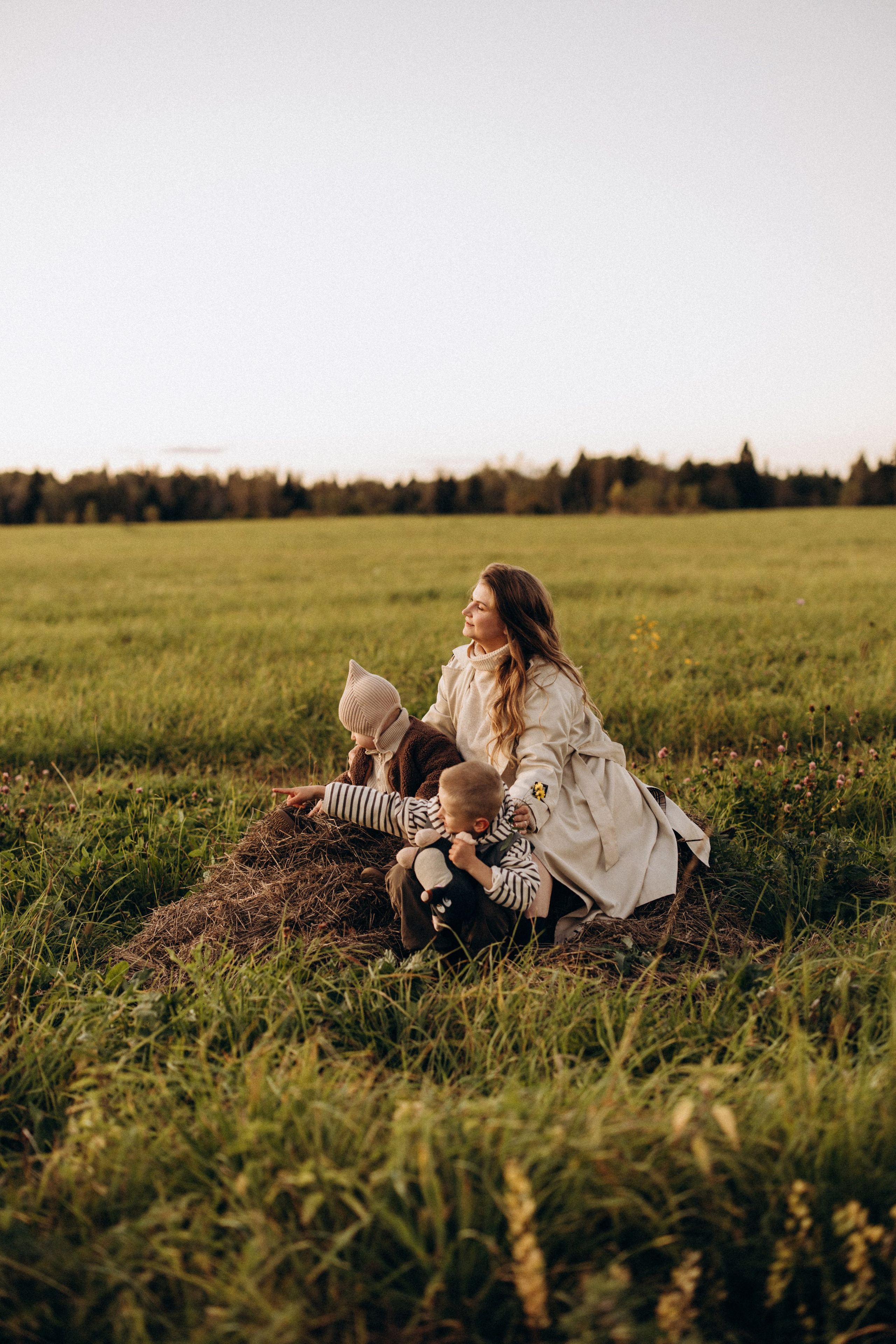 На закате. Евгения Пелипас