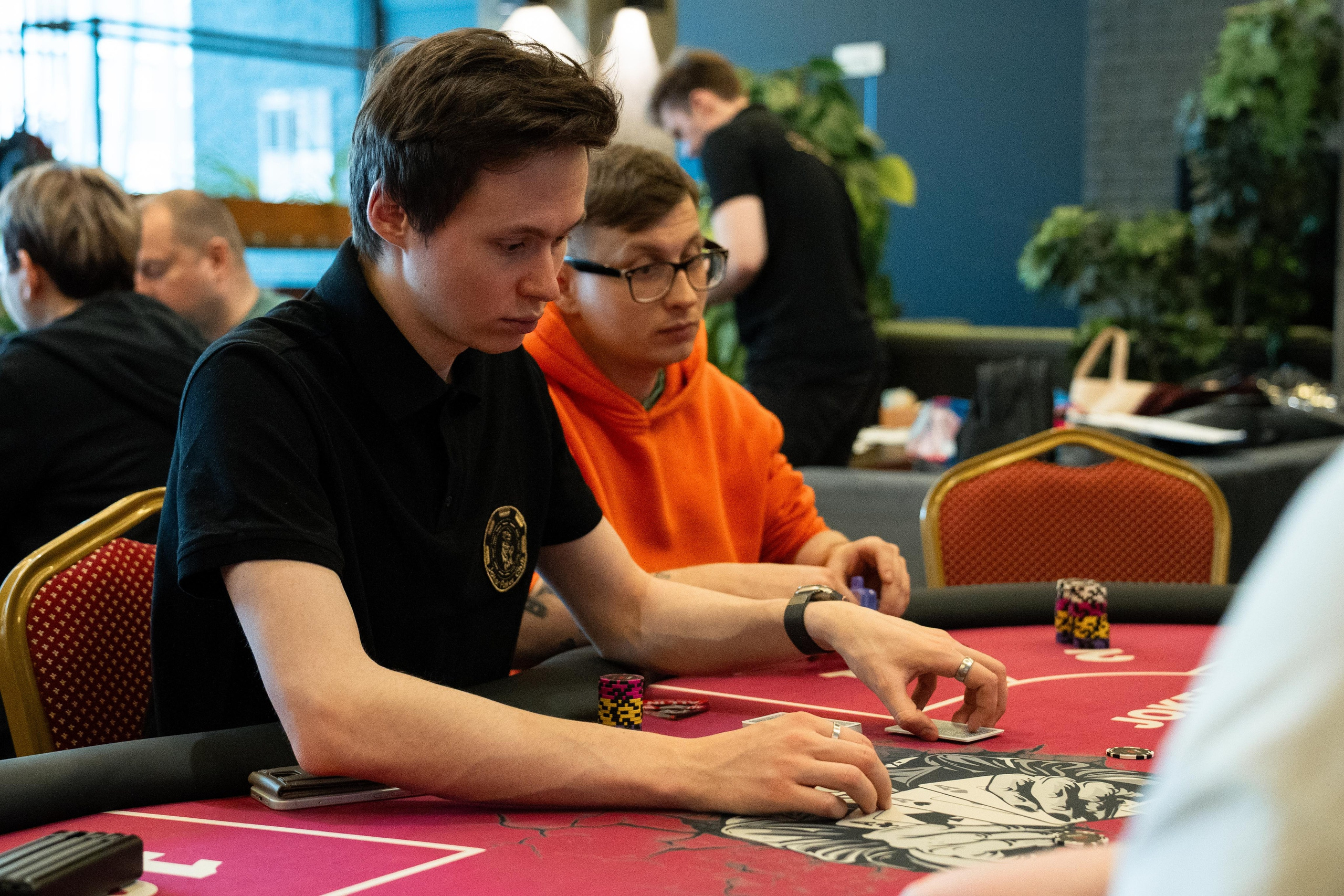 Joker Poker Club 28.02.2026. Коммерческий и художественный фотограф и видеограф в Москве Арсений Тургенев