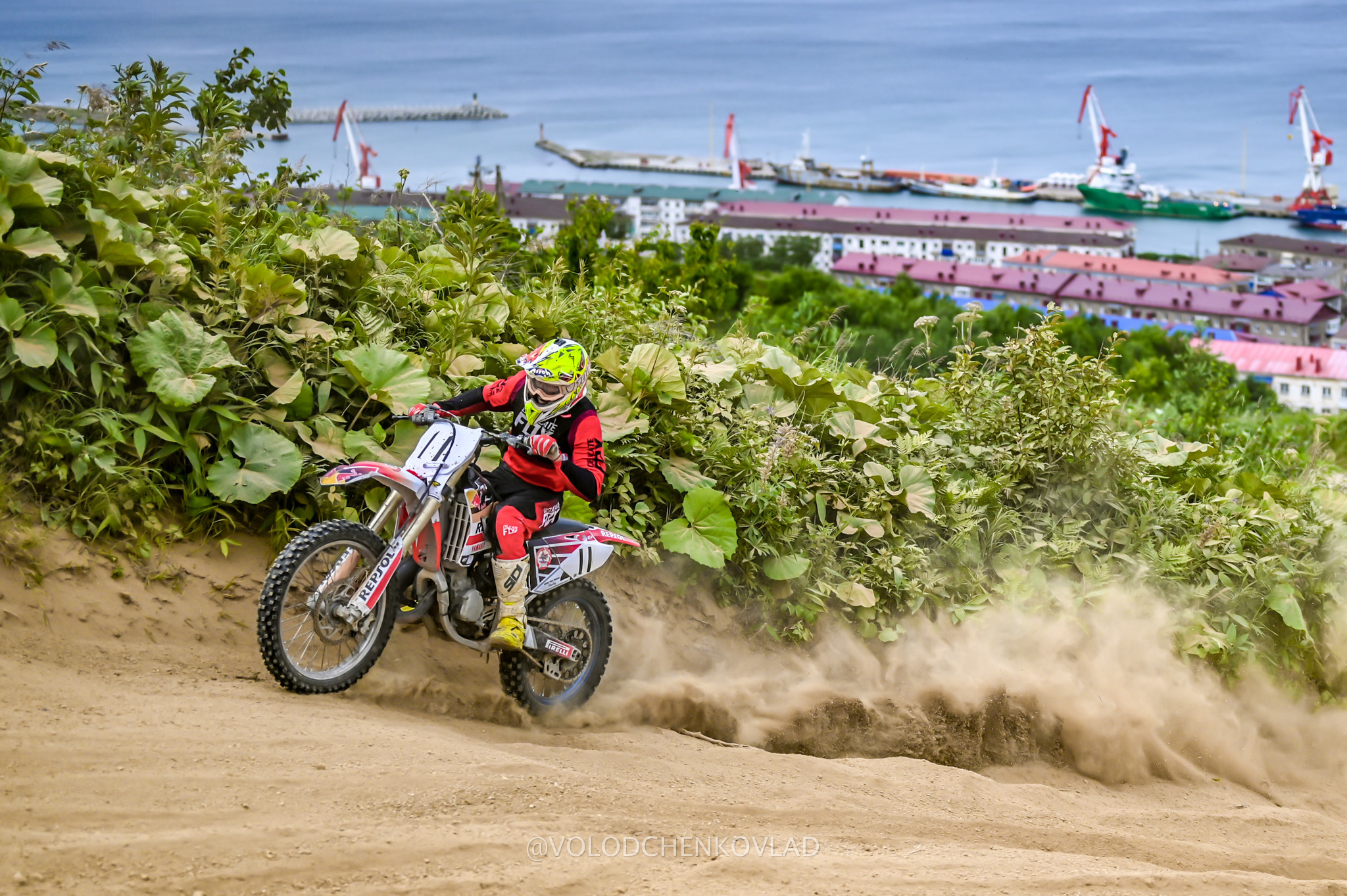 МОТОКРОСС в Холмске. Фоторепортажи Сахалина