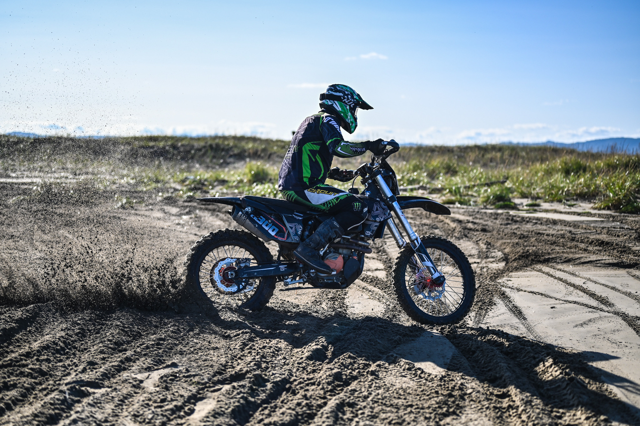 Тренировка по Мотокроссу. Фоторепортажи Сахалина