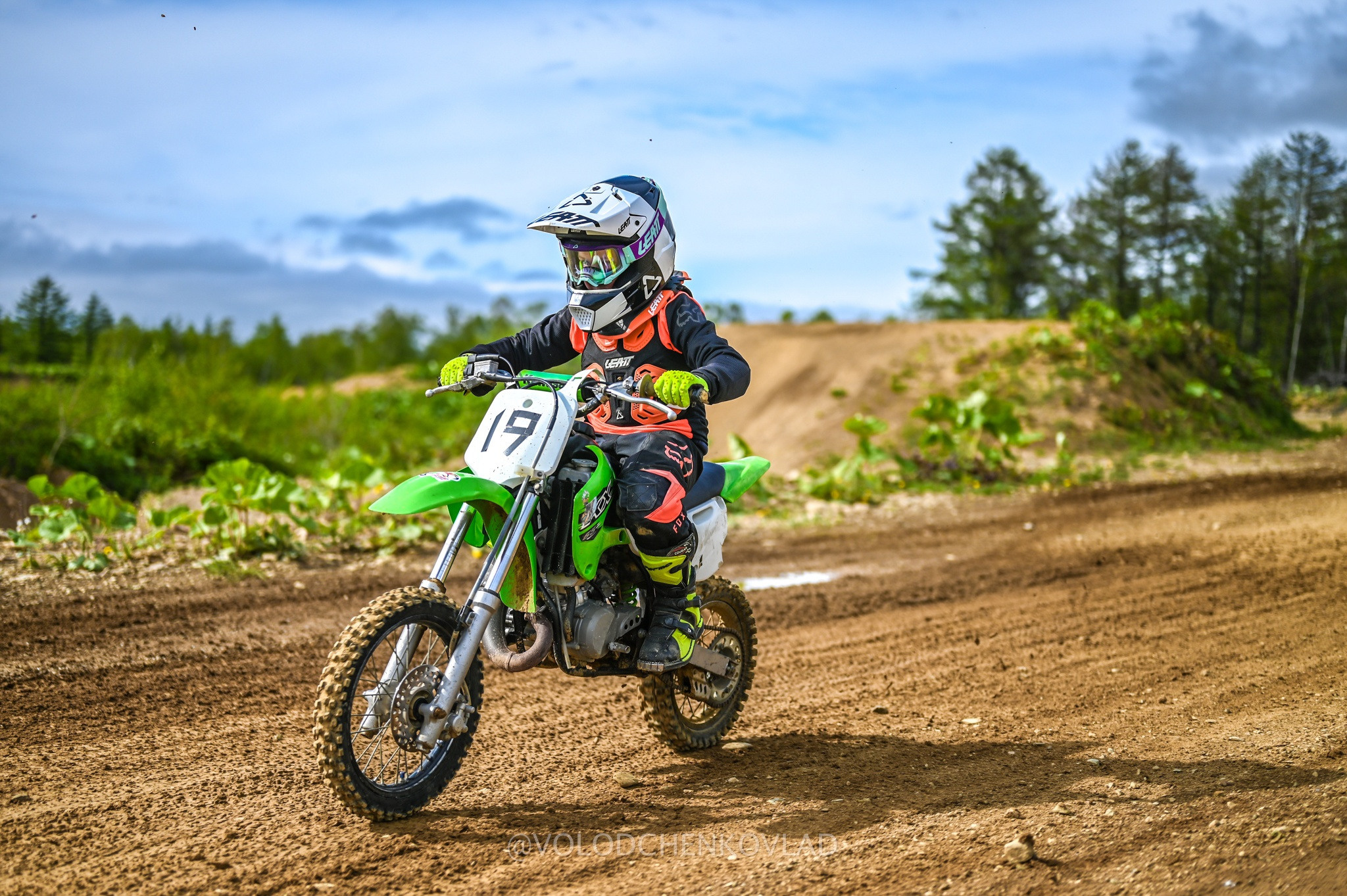 Тренировка по мотокроссу. Фоторепортажи Сахалина