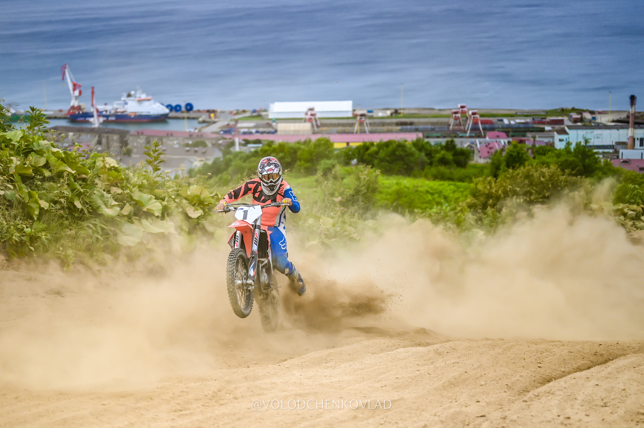 МОТОКРОСС в Холмске. Фоторепортажи Сахалина