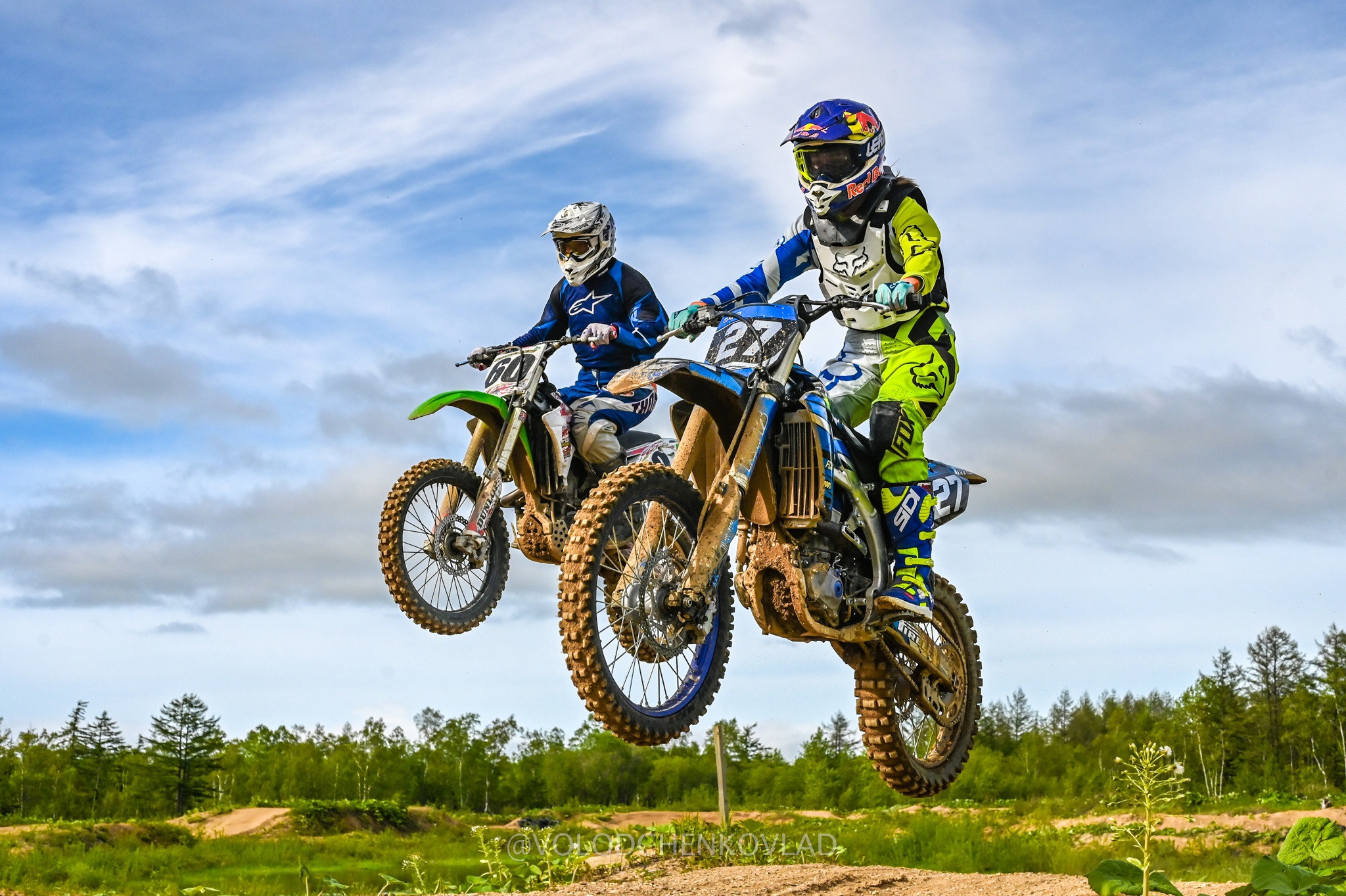 Тренировка по мотокроссу. Фоторепортажи Сахалина