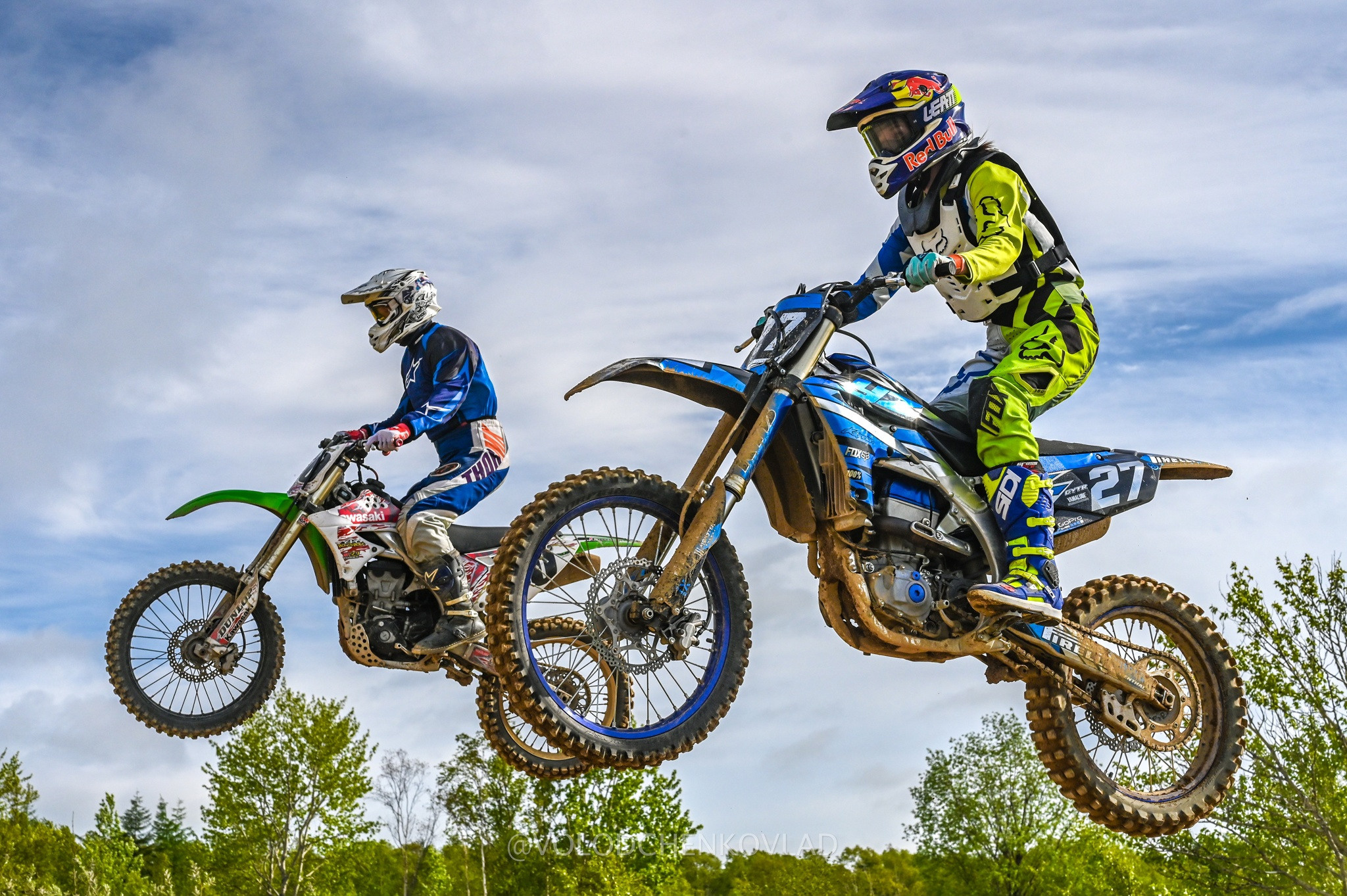 Тренировка по мотокроссу. Фоторепортажи Сахалина