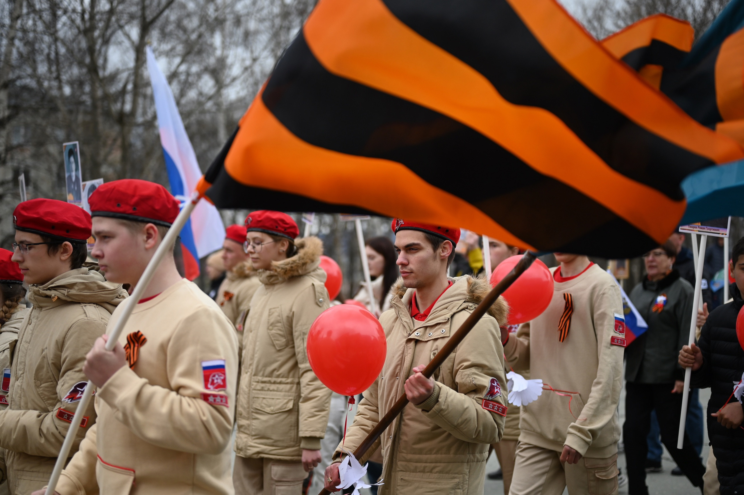 Бессмертный полк. Фоторепортажи Сахалина