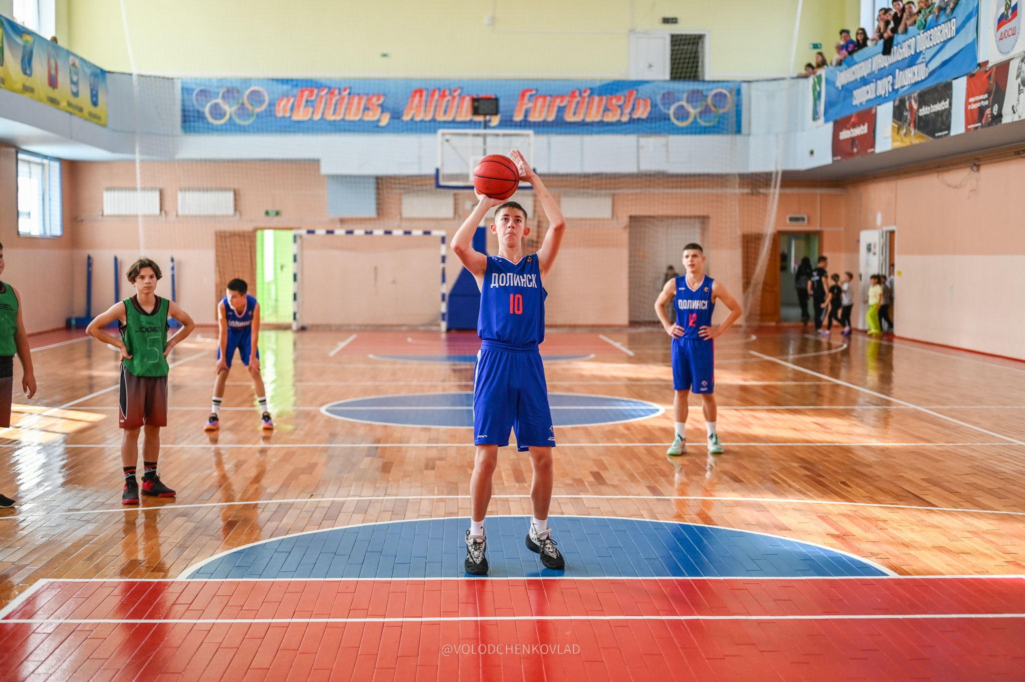 Баскетбол Долинск-Холмск. Фоторепортажи Сахалина