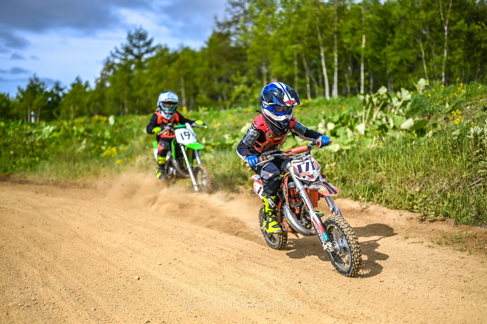 Тренировка по мотокроссу. Фоторепортажи Сахалина