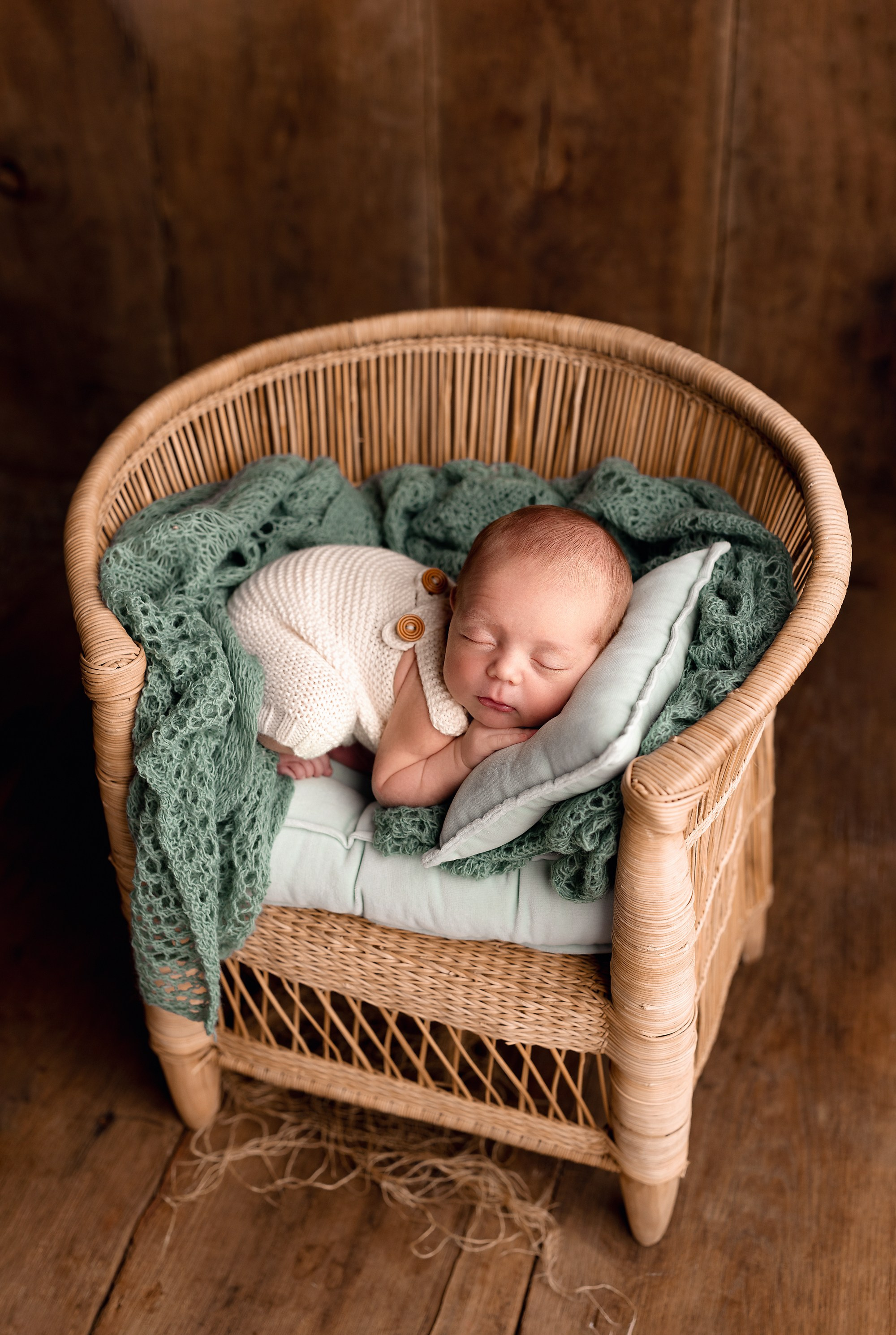 Новорожденные. Фотограф новорожденных