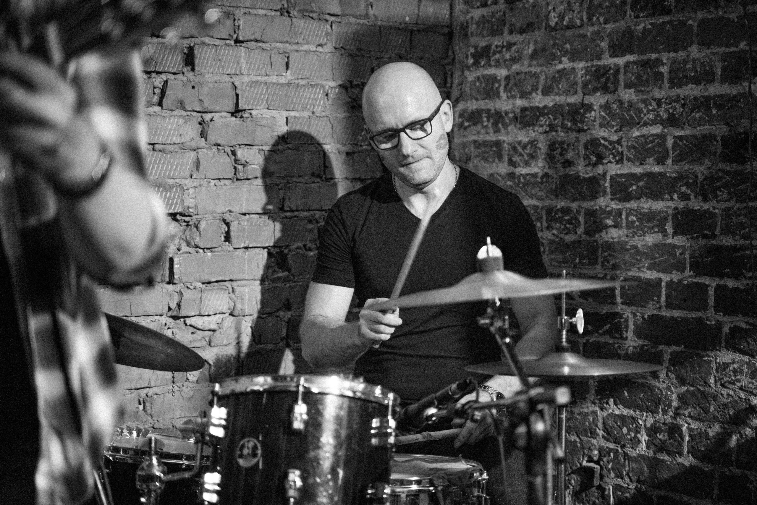 Квартирник у Саакяна «The Boneshakers». Семейный и свадебный фотограф Катя Антонова Москва Сочи