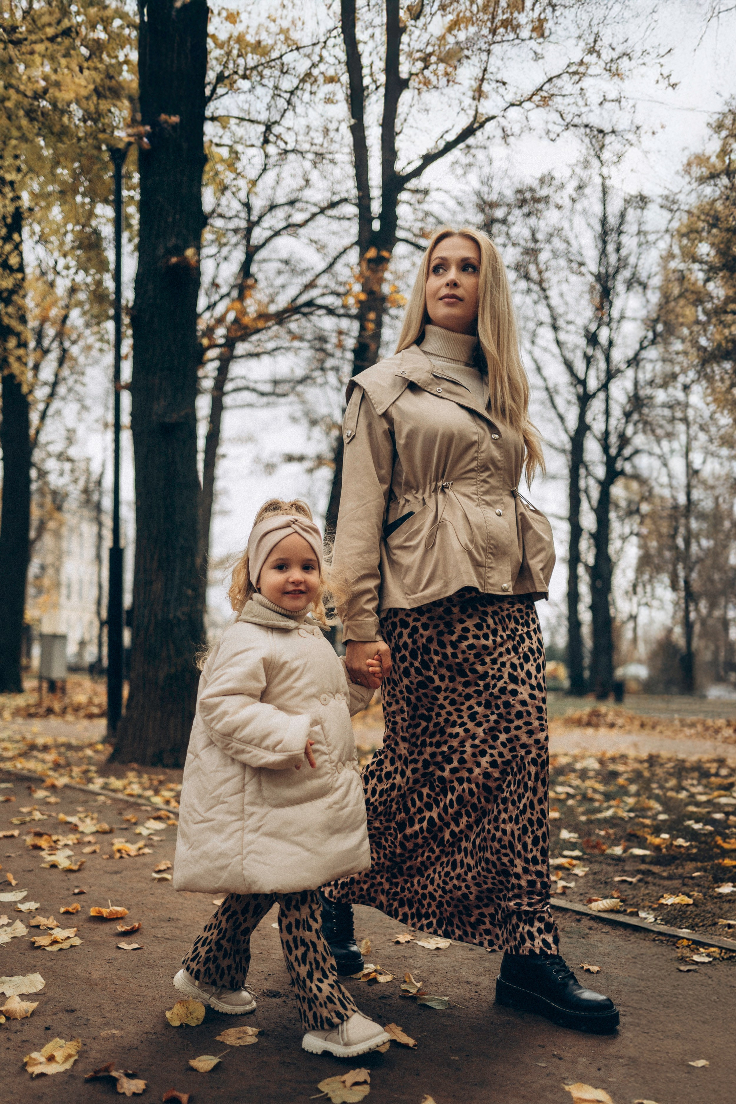 Осенняя история Ксюша, Лиза и Аня. Семейный фотограф в Калуге Ирина Алдохина