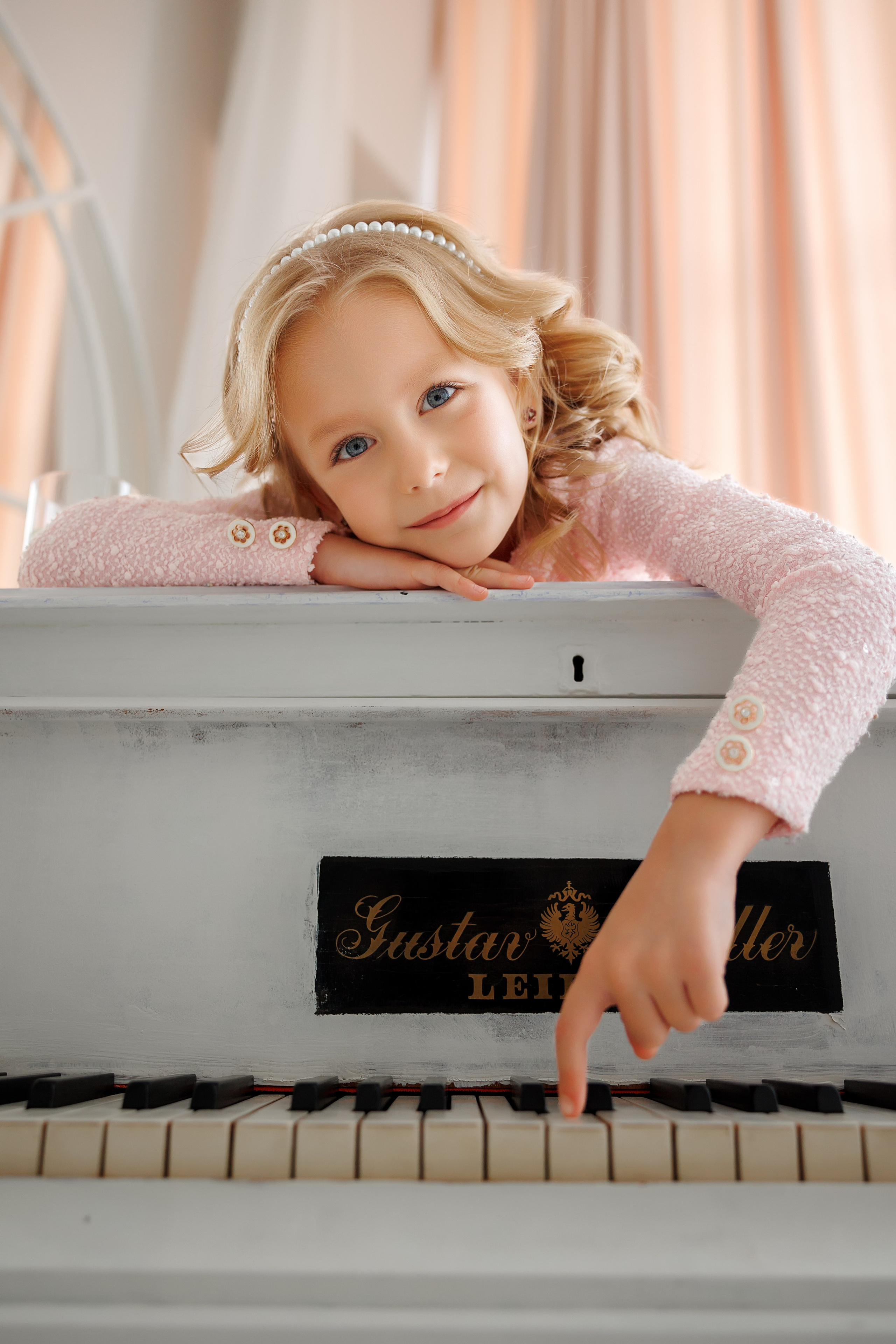 Семейная фотосессия в студии. Фотограф Анастасия Сынкова в Санкт-Петербурге