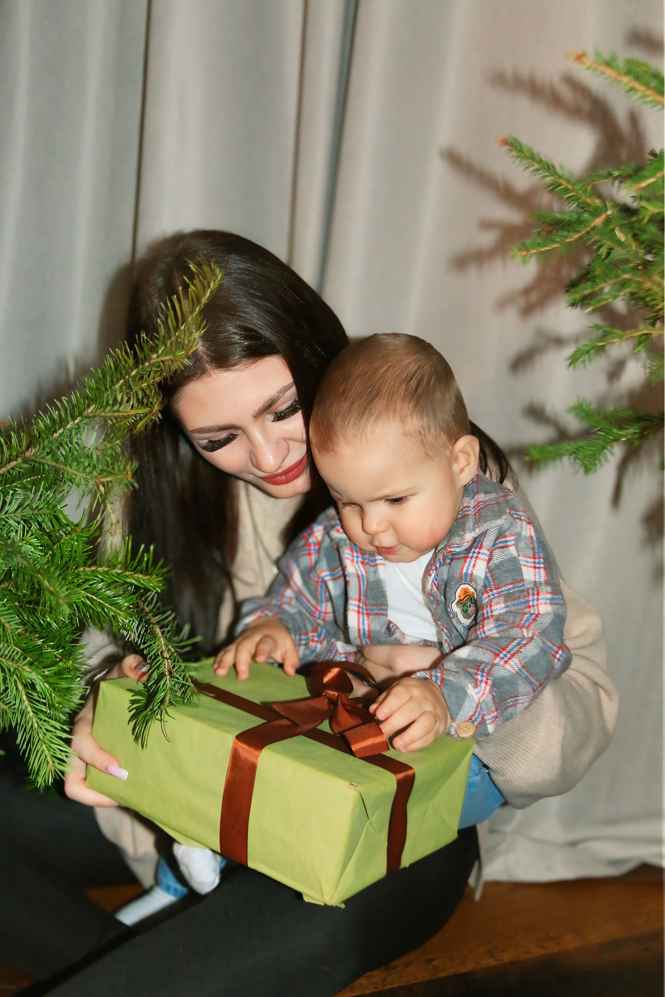 Новогодняя фотосессия мамы с сыном