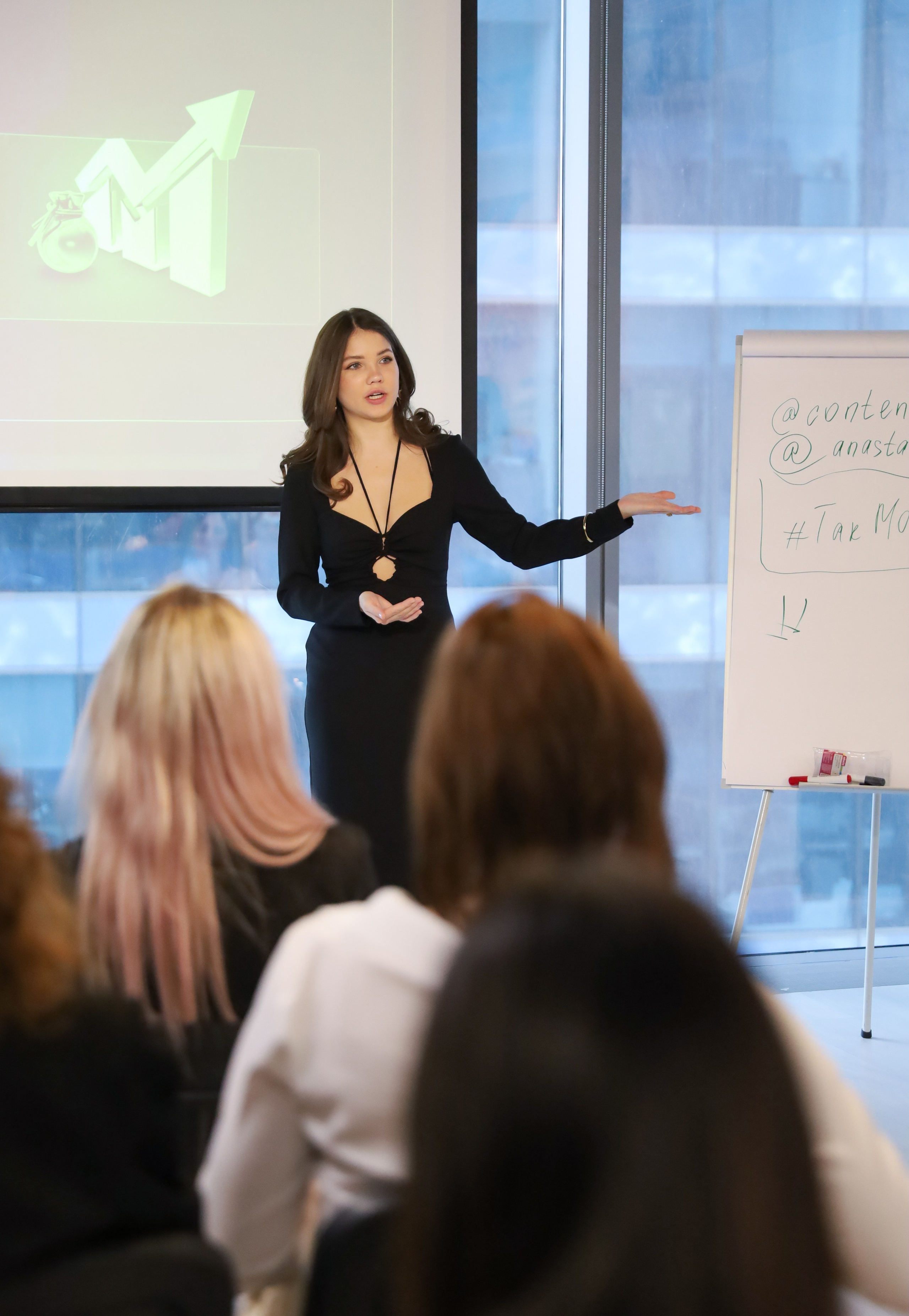 КОНФЕРЕНЦИЯ ВЫПУСКНИКОВ ШКОЛЫ ПРОДЮСИРОВАНИЯ АННЫ НОВИКОВОЙ. Фотограф мероприятий Ирина Каширина