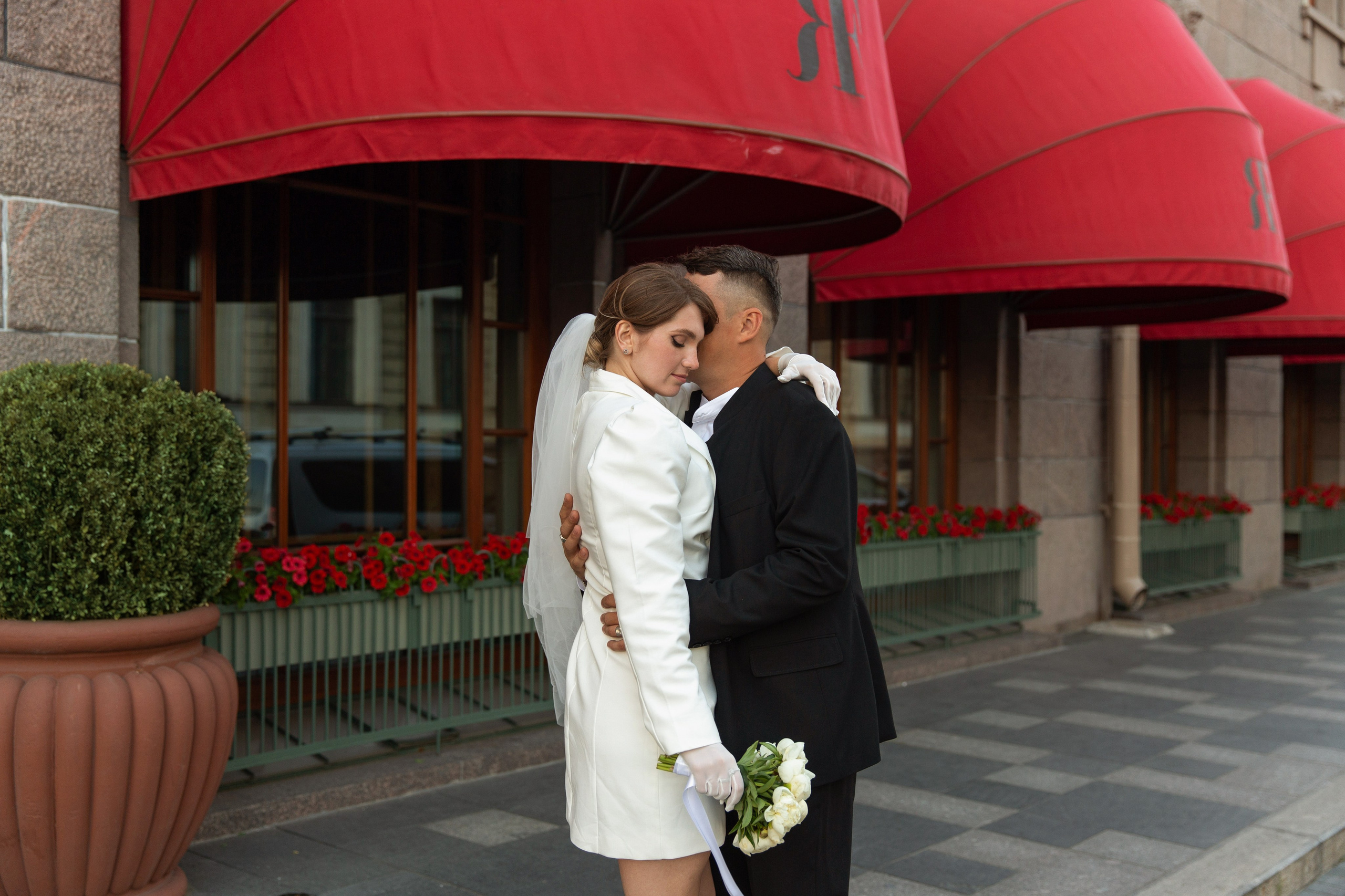 Свадебный день для двоих. Вера и Костя. Свадебный и портретный фотограф в Санкт-Петербурге Надежда Чечулина