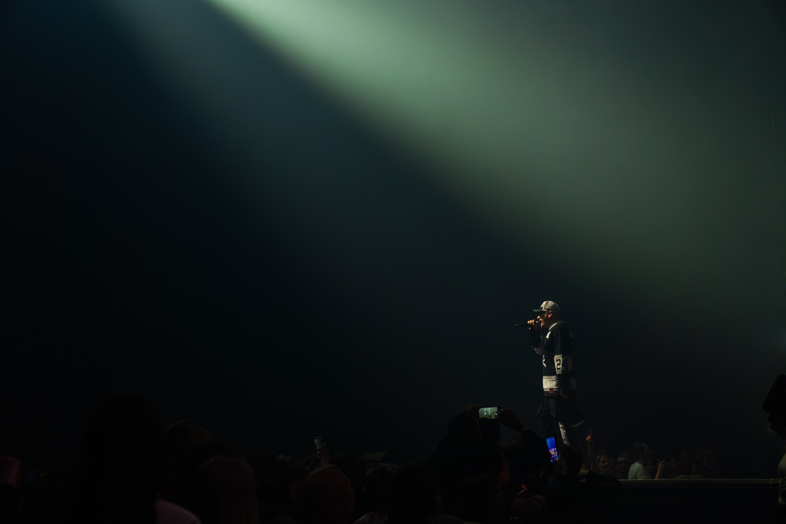 Дискотека 90-х. ОБЪЕКТИВно, он хорош | фото- и видеосъёмка в Брянске | Миша Напреенко