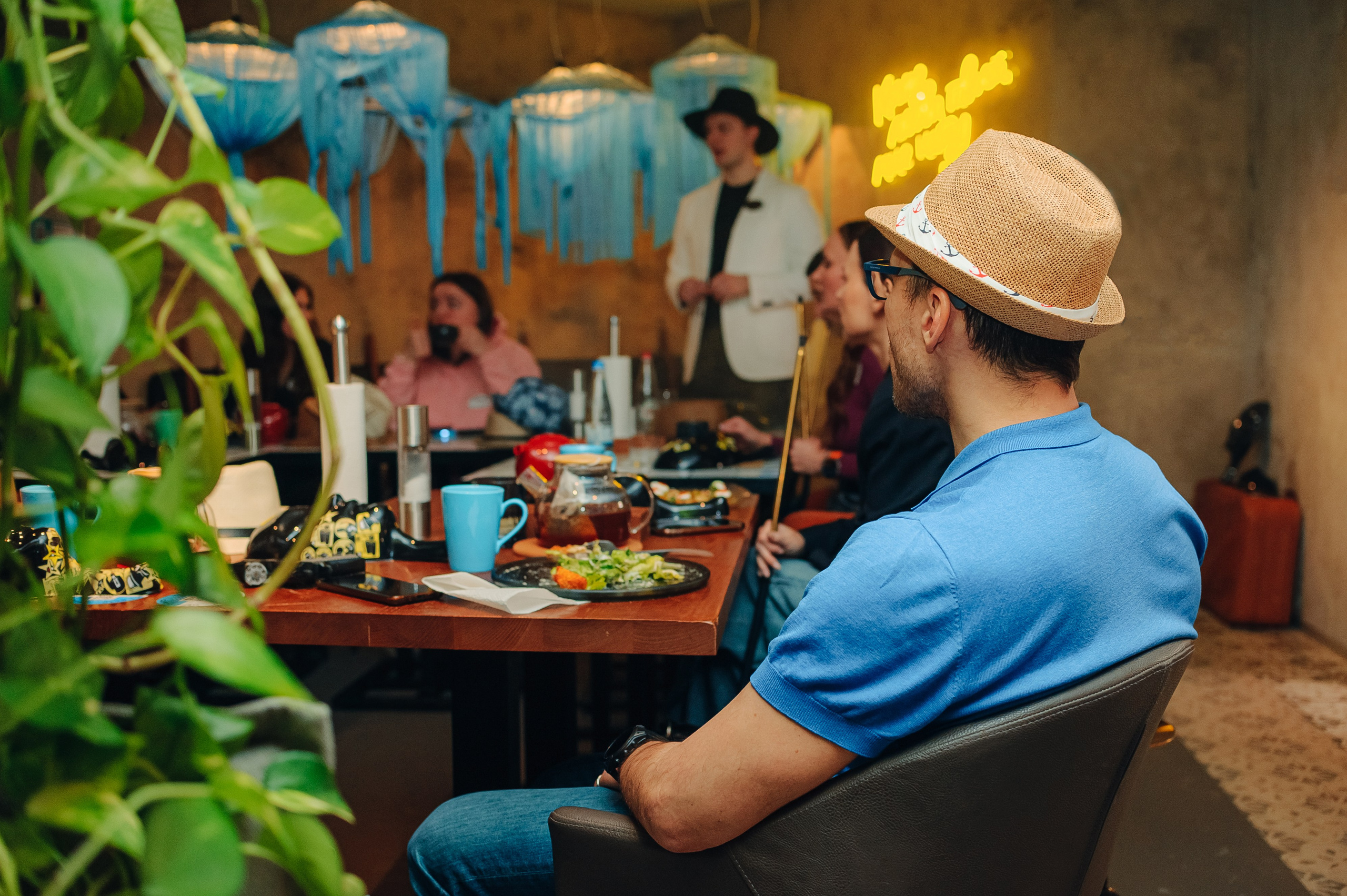 Вечер игры в Мафию. Фотограф в Екатеринбурге Артём Зайнетдинов