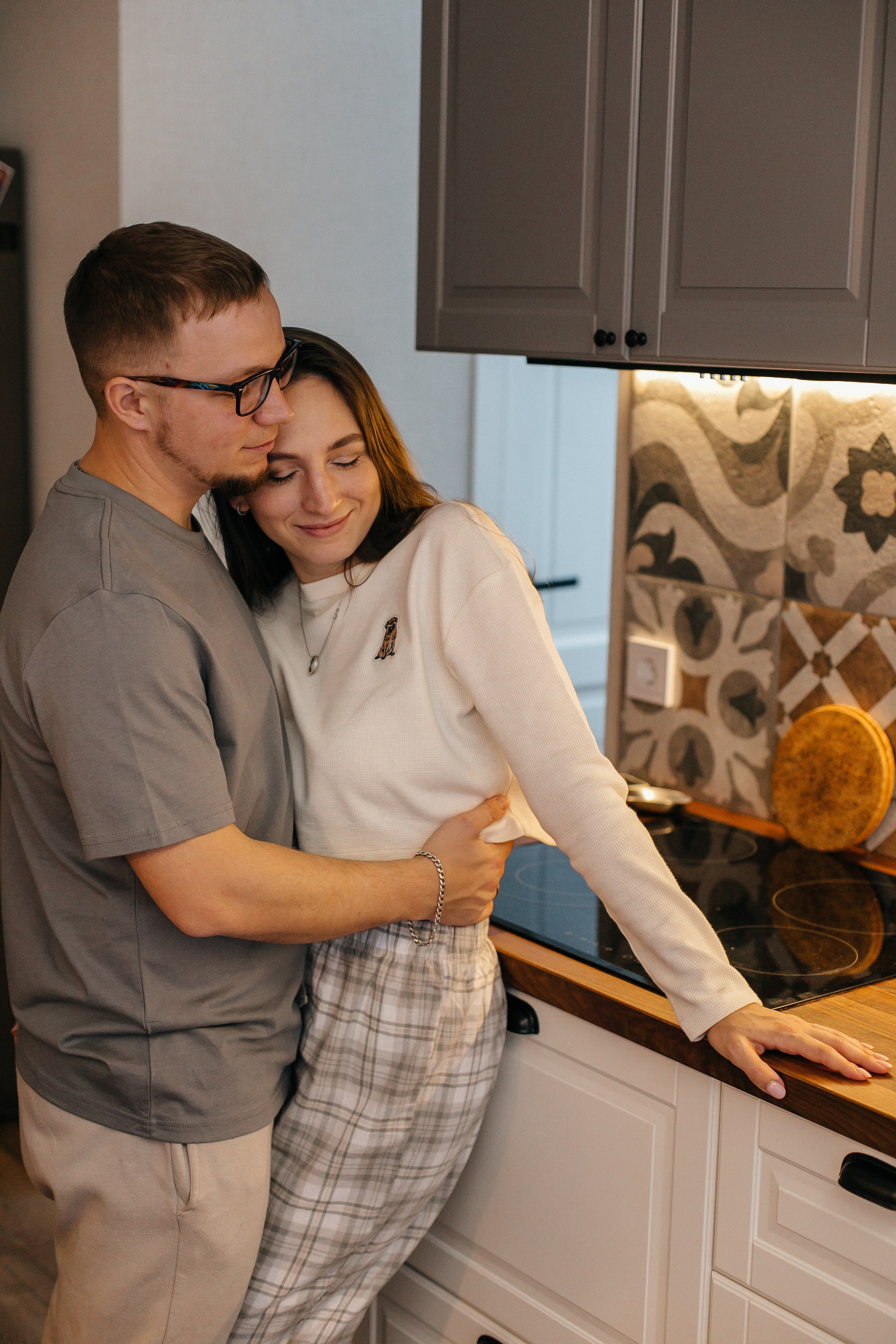 Где-то снежные дремлют метели, В ожидании праздничных чудес. Душевный фотограф Ваших самых ярких событий Марина Погребняк