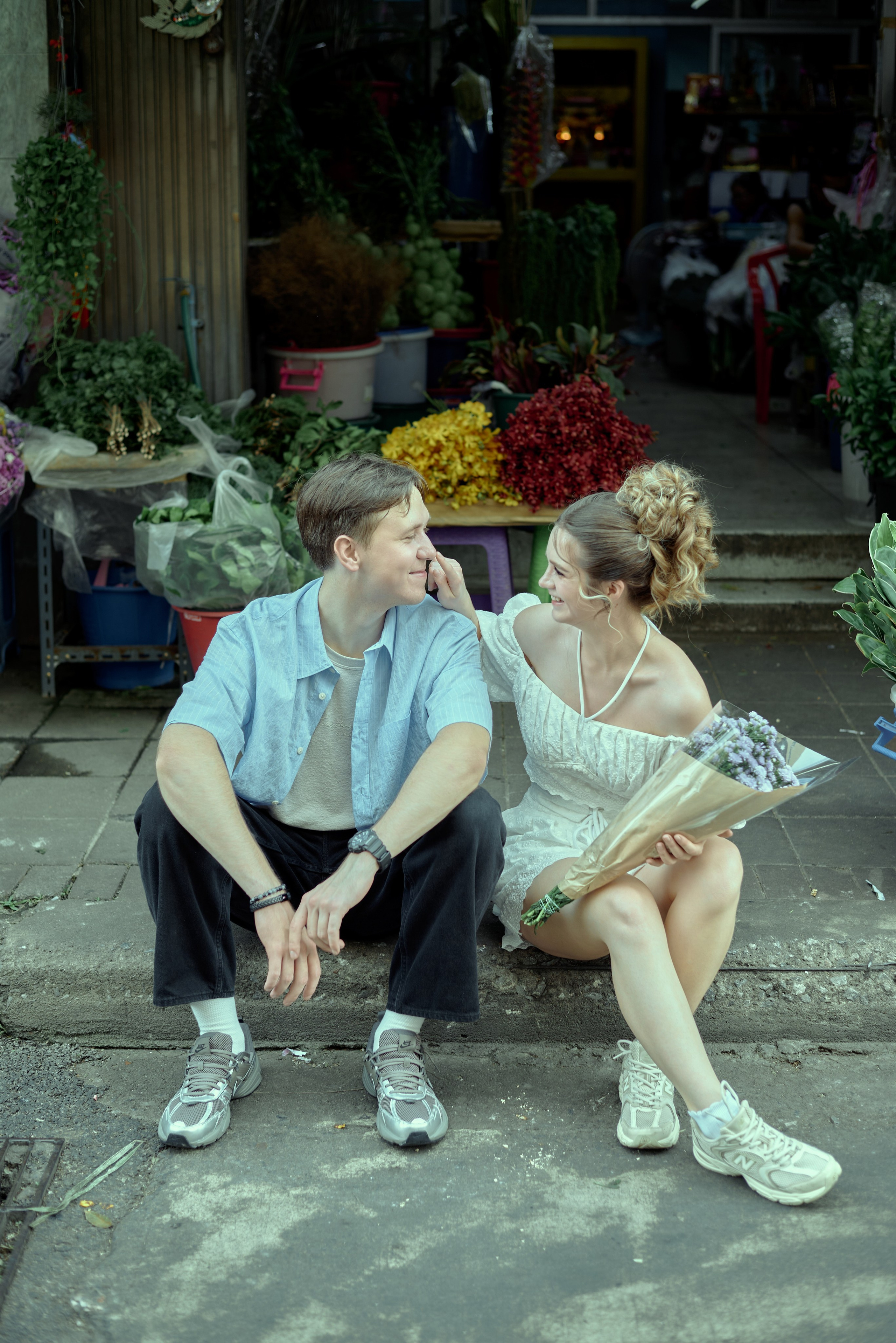 Lovestory photoshoot in Bangkok (story in Flowers market). Photographer Bangkok — Pattaya | фотограф Бангкок — Паттайа