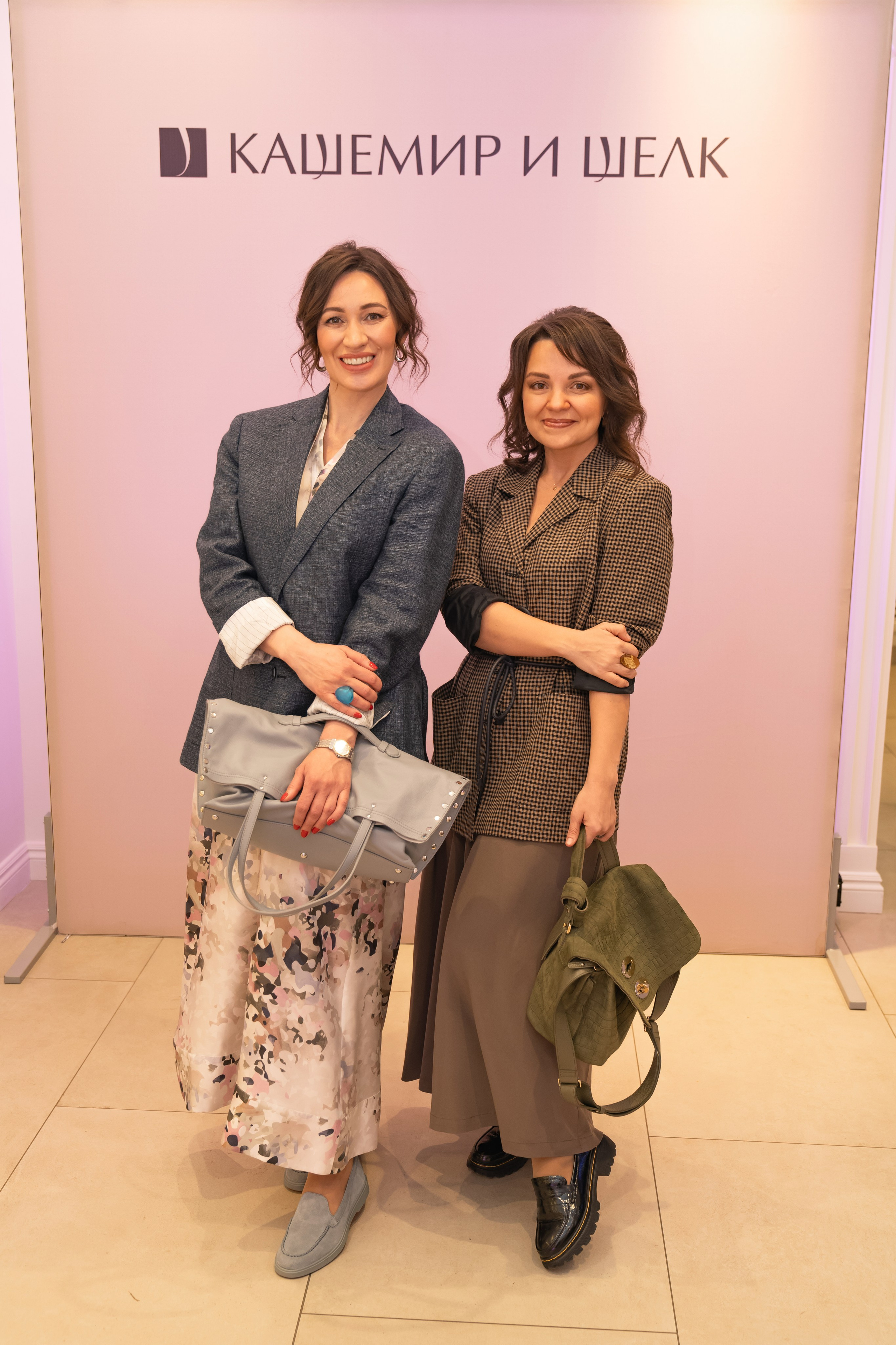 Модельный показ. Занимаюсь профессиональной фотографией и живу рядом с Байкалом. Работаю в разных жанрах