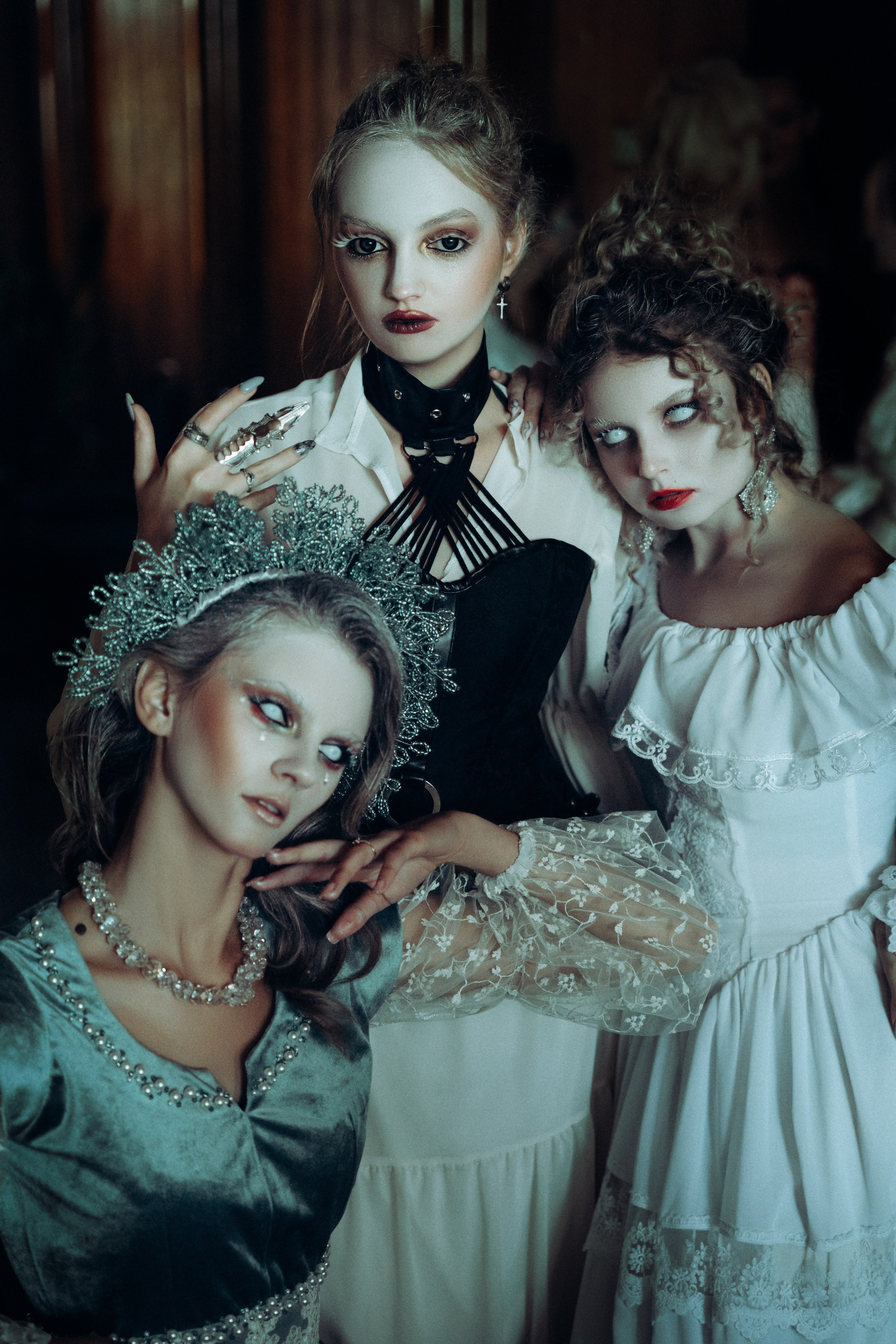 MARICROWNS | October fashion show. Портретный свадебный фотограф Крым | Евгения Щитенко