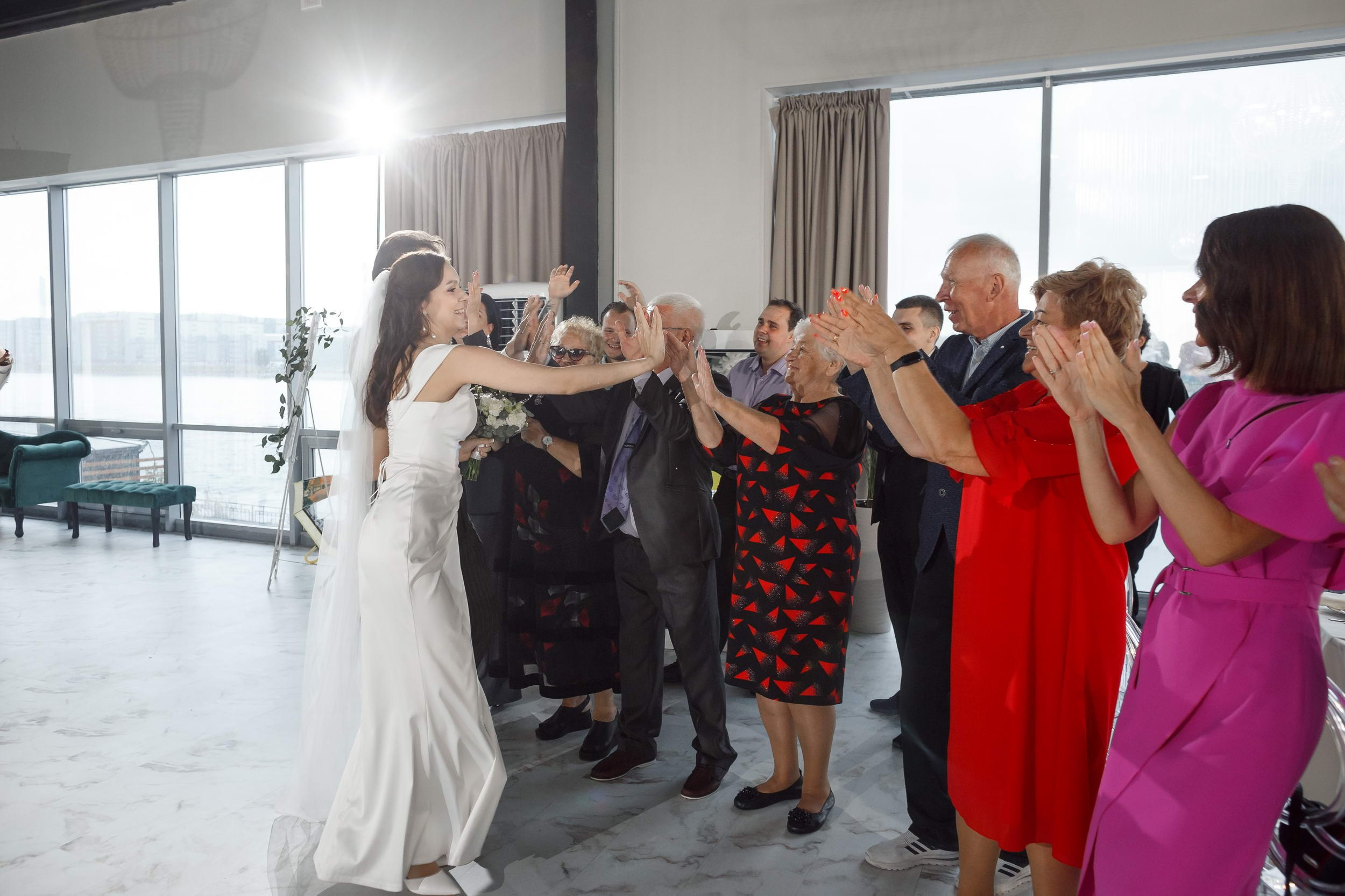 Свадебная фотосессия в Санкт-Петербурге. Свадебный фотограф Игорь Брундасов 8PHOTO на свадьбу венчание загс СПб