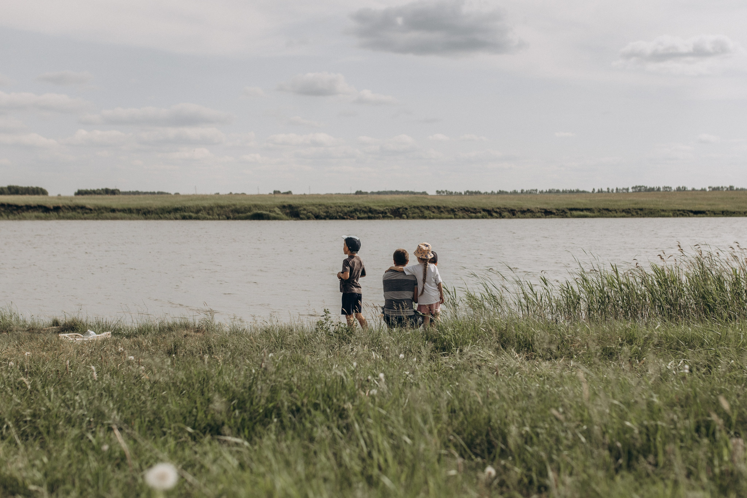 Семейная рыбалка. Семейный фотограф lifestyle в Новосибирске Елена Шпилевая