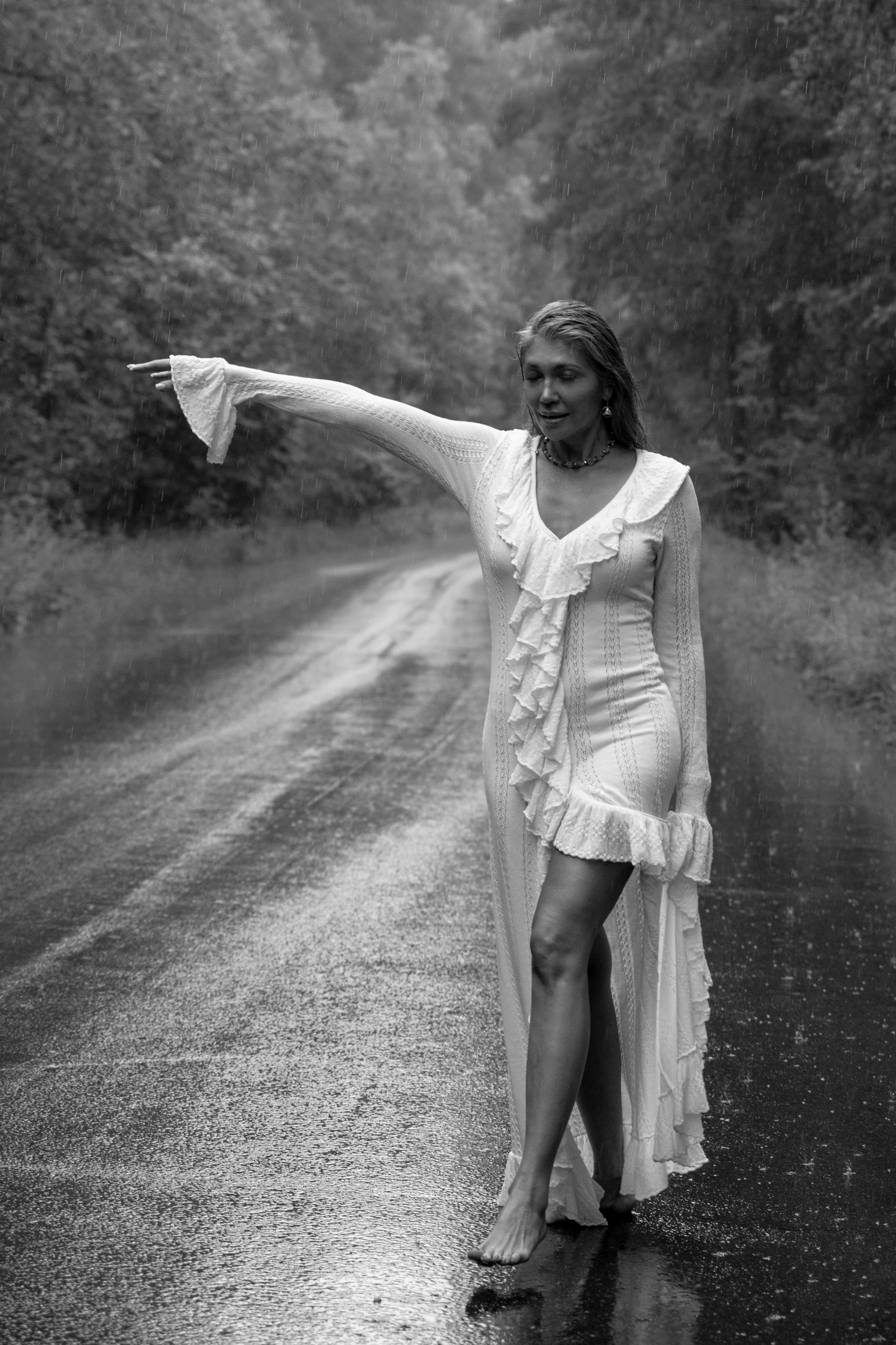 Розалия. Сьемка под дождём в лесу. Фотограф Набережные Челны Казань