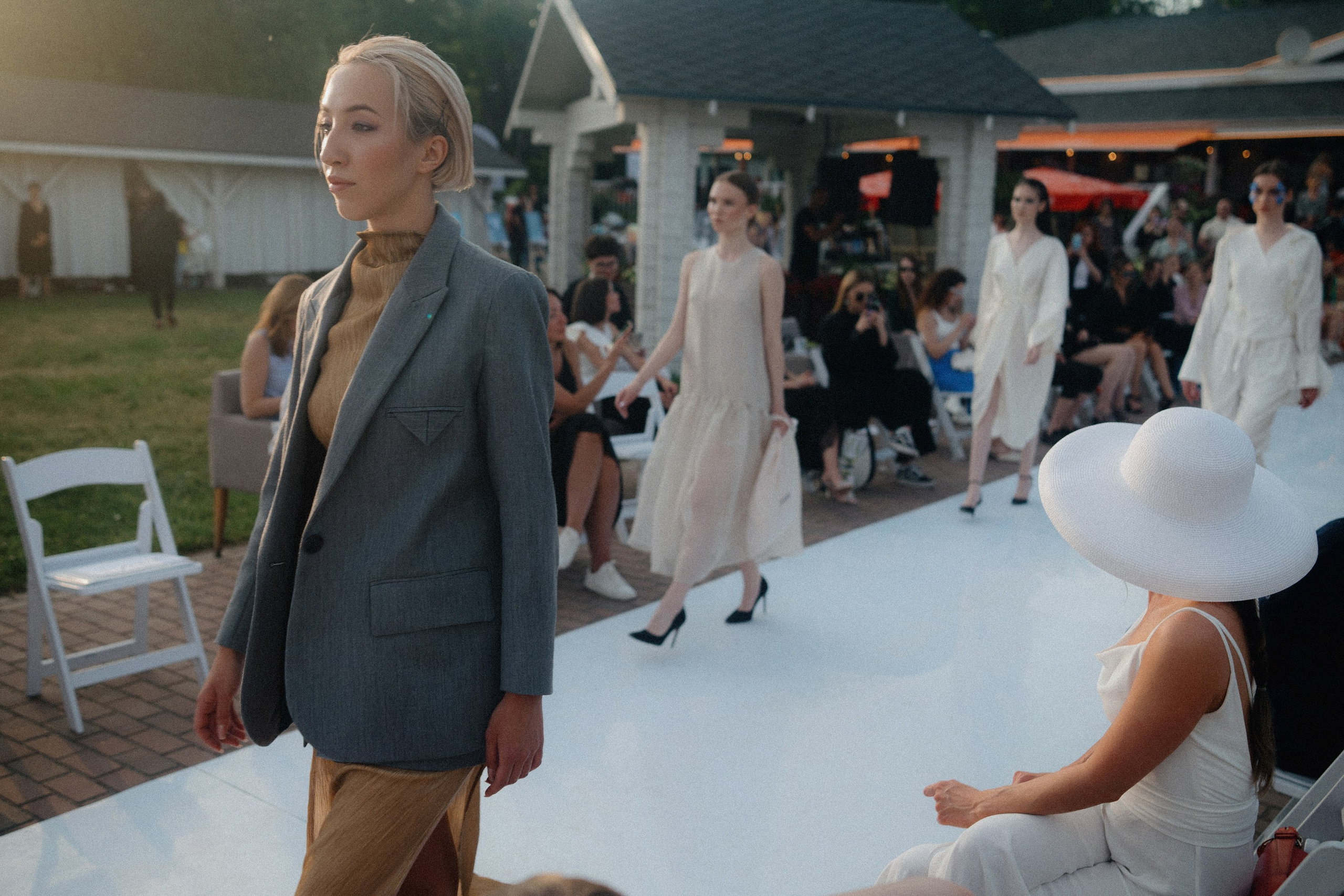 Kamerger summer fashion show & art exhibition. Photographer — ERASTOV