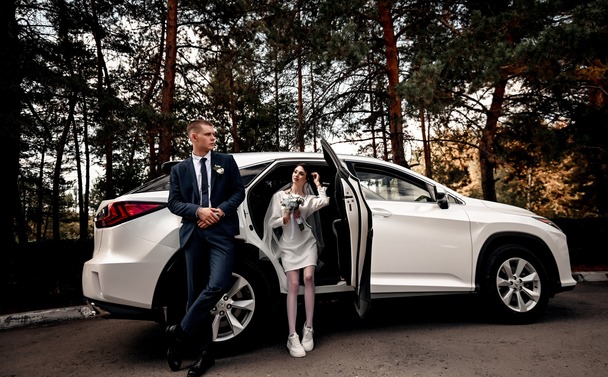 Небольшая часть фото со свадебной съемки Алексея и Даши. Свадебный, семейный, детский, контент фотограф в Омске Максим Ильин