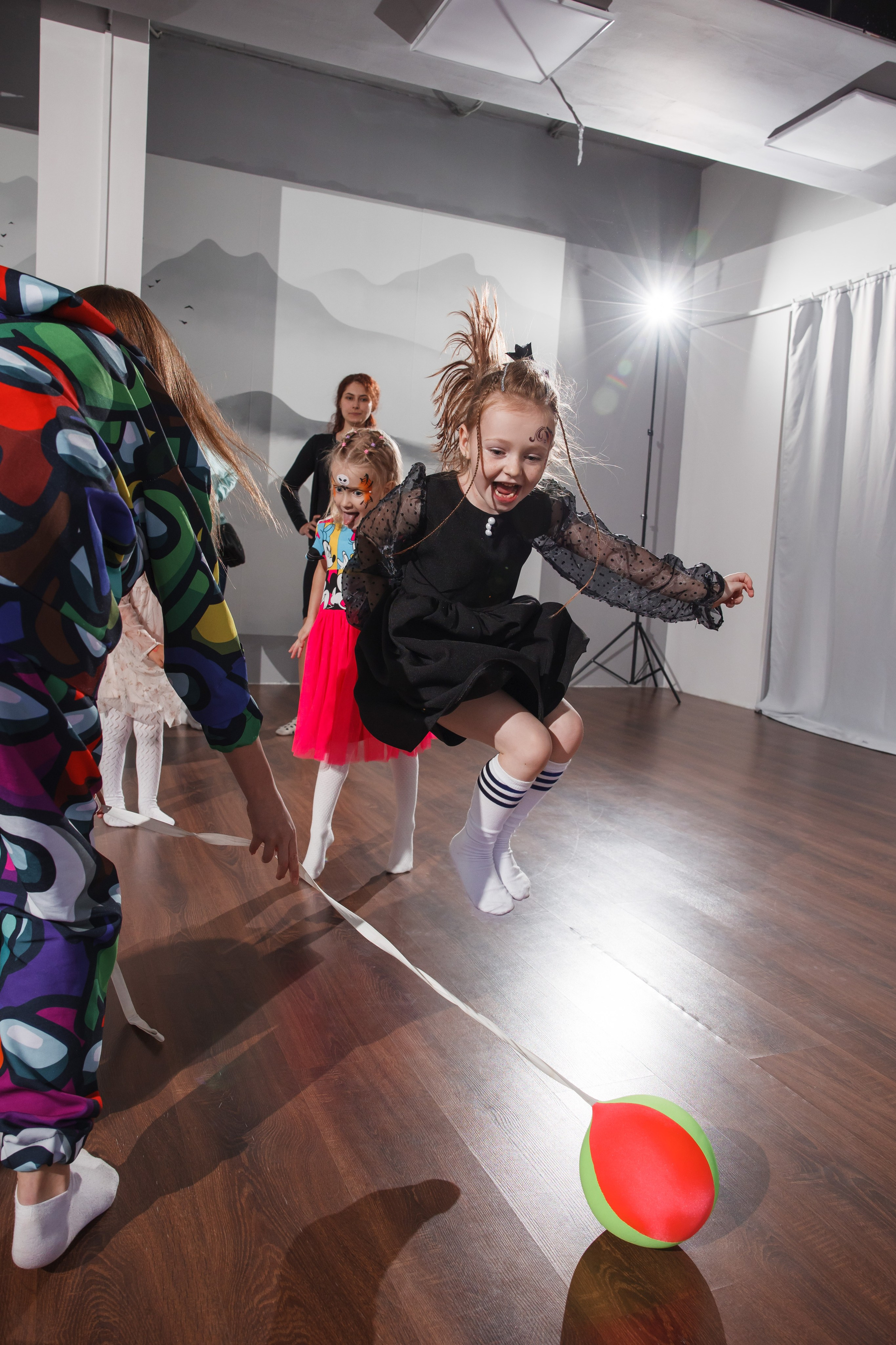 День рождения Маши в стиле «Wednesday». Свадебный и репортажный фотограф (Москва, Королев и другие)