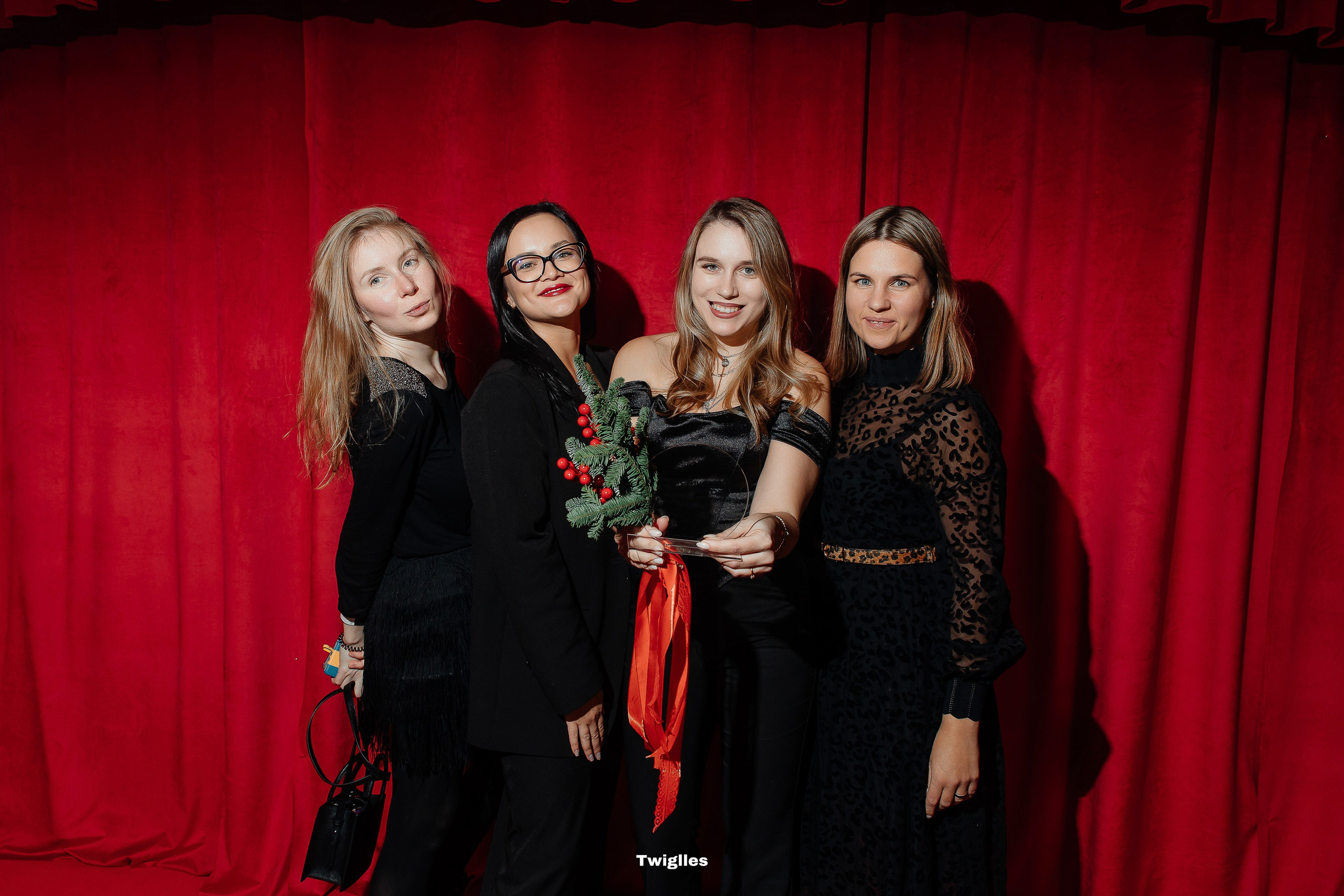 TWIGLLES AWARDS 2024. Свадебный и семейный фотограф Исаев Давид