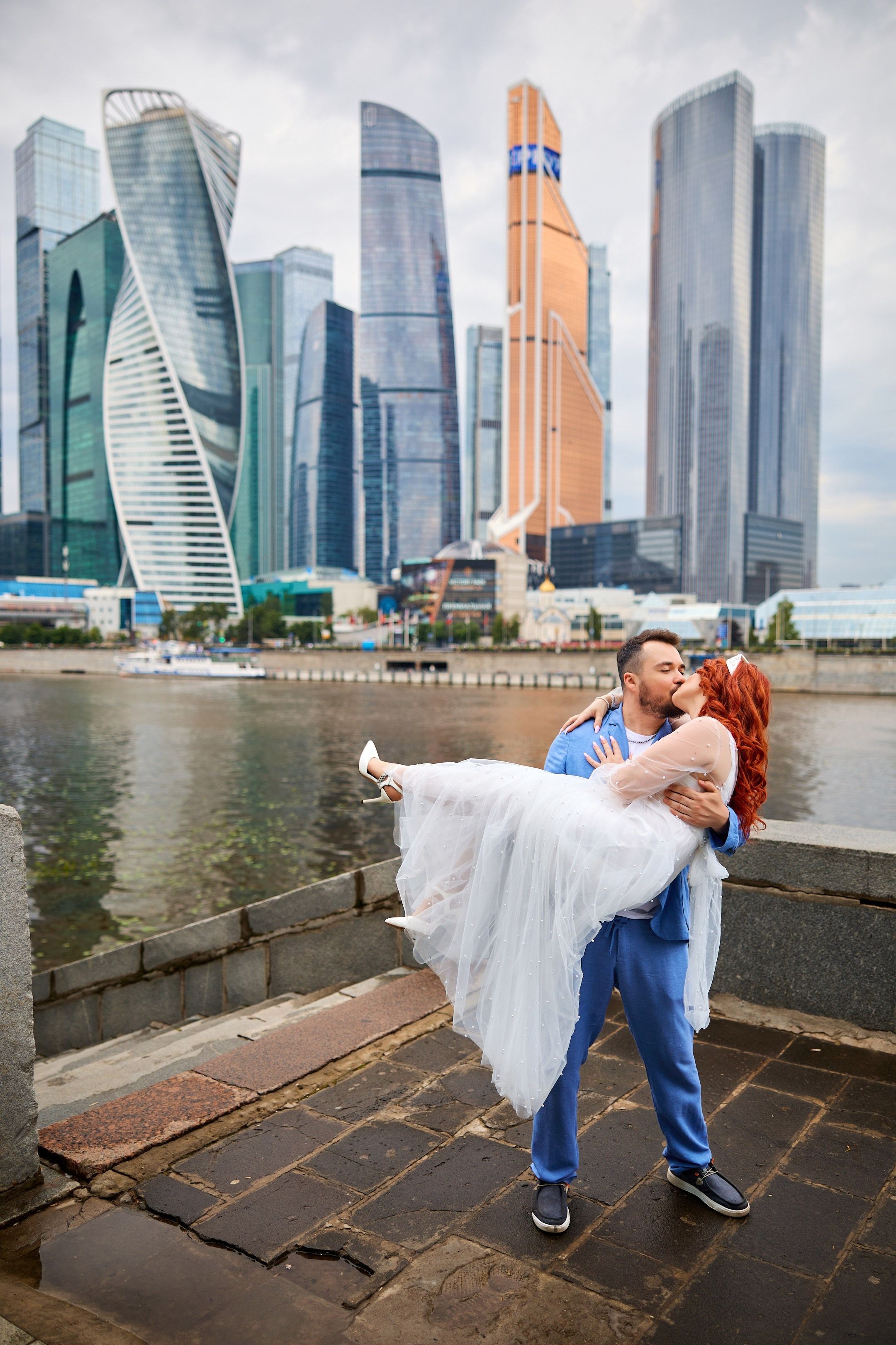 Свадебная фотосессия летом. Свадебный фотограф Сергей Колбинский